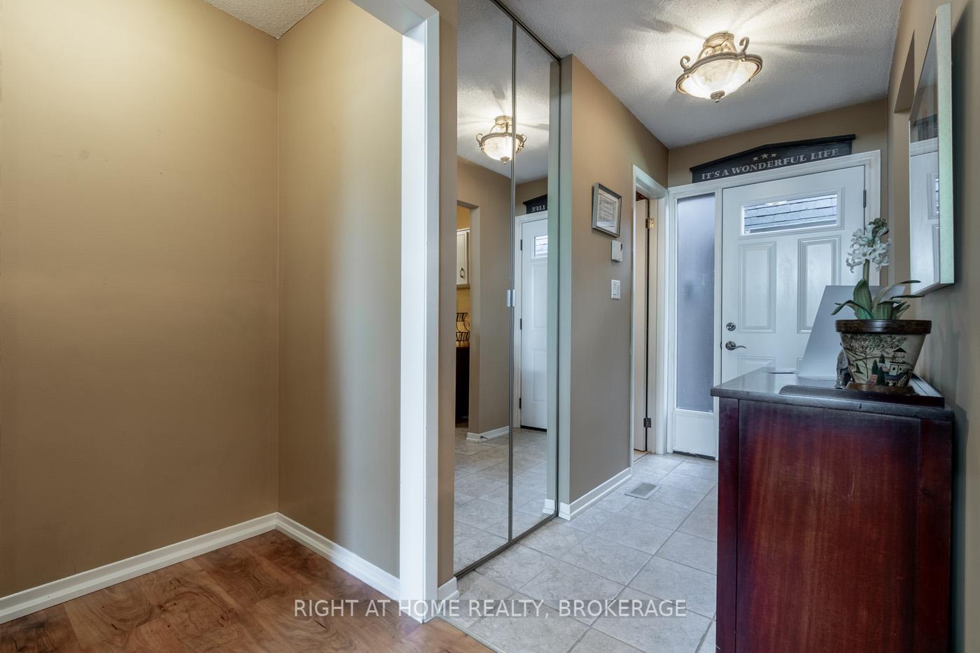 Photo 8 of Unit 45, 122 Lakeshore Road, St. Catharines, Lakeport — HOMEH