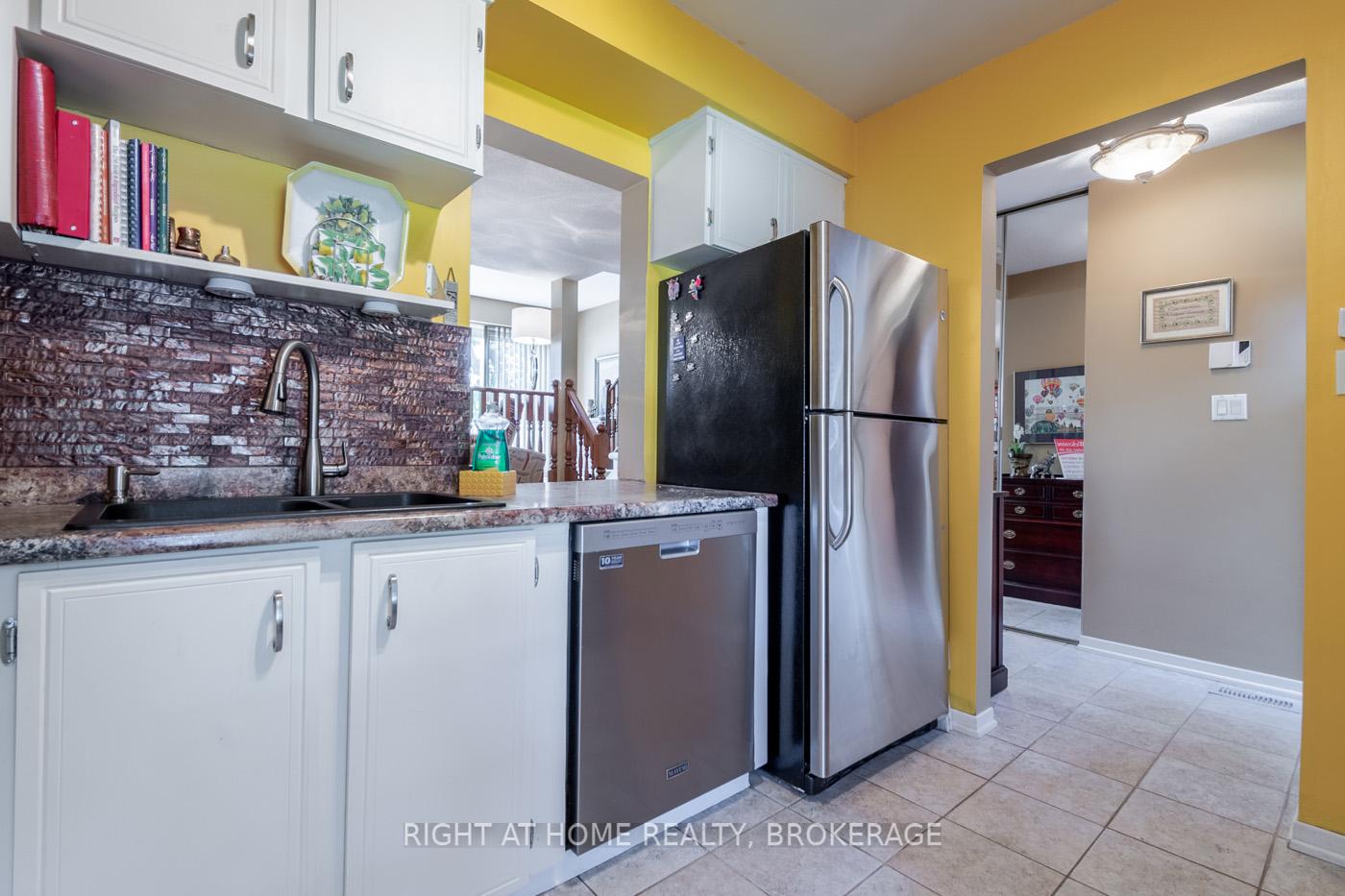 Photo 29 of Unit 45, 122 Lakeshore Road, St. Catharines, Lakeport — HOMEH