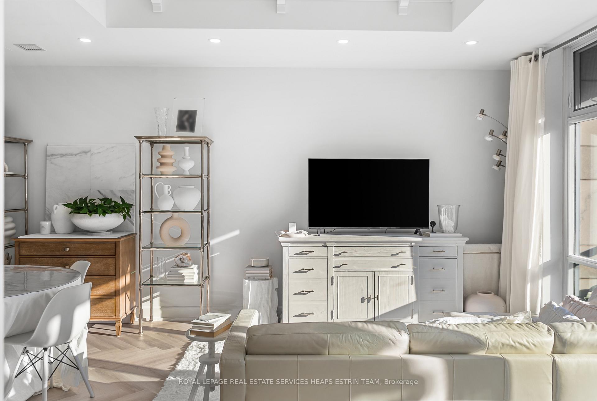 Photo 9 of Unit 409, 2181 Yonge Street, Toronto, Mount Pleasant West — HOMEH