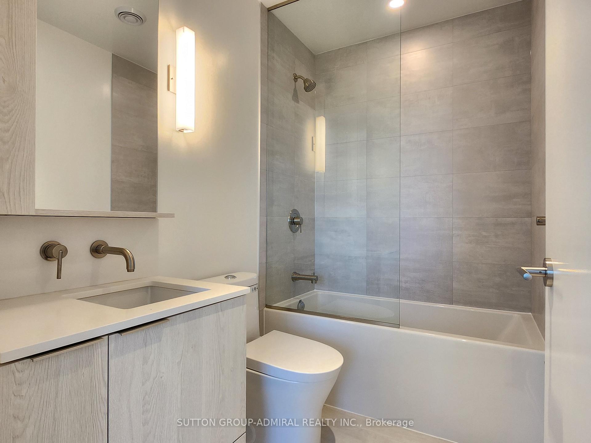Photo 13 of Unit 704N, 120 Broadway Avenue, Toronto, Mount Pleasant West — HOMEH