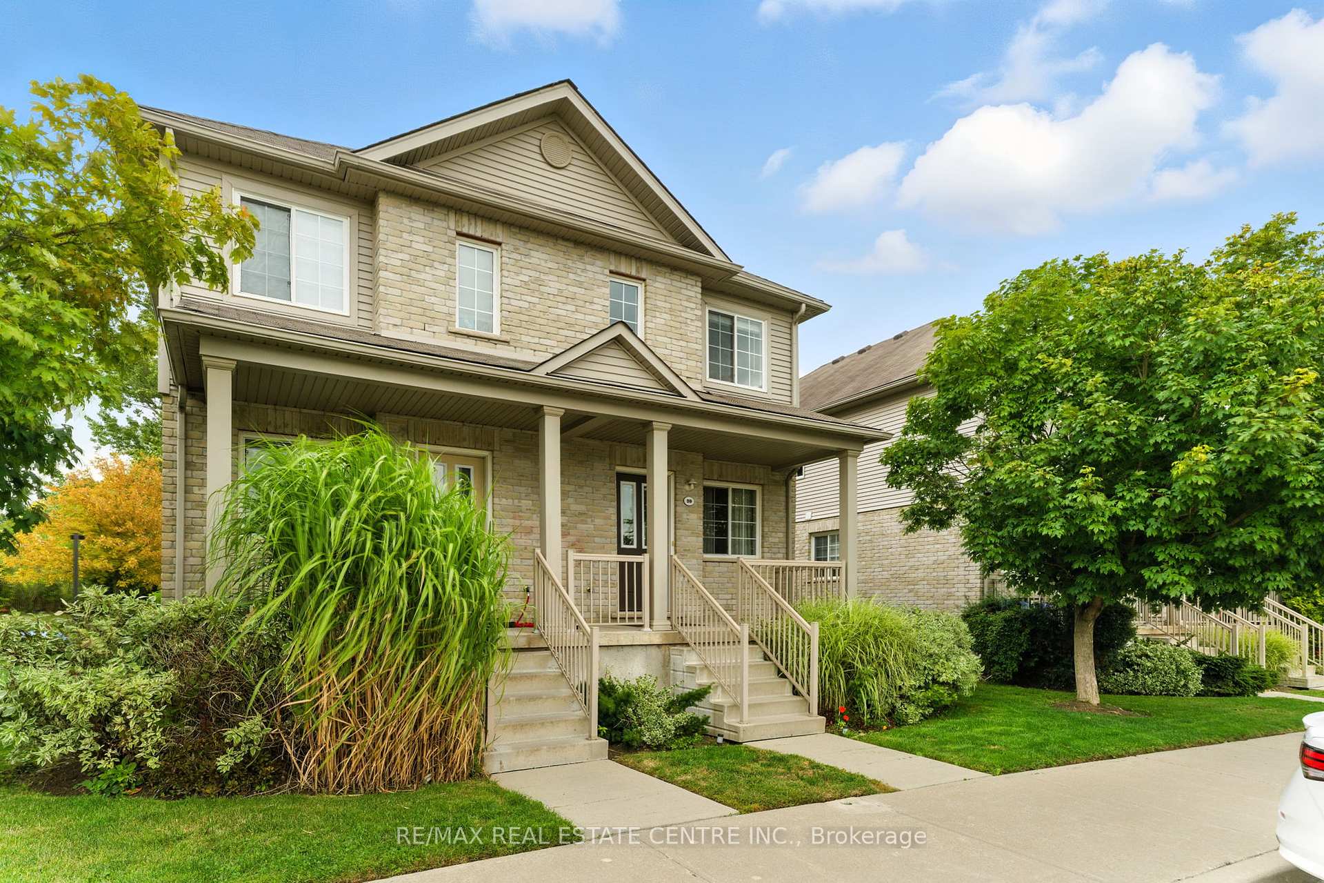 Photo 3 of Unit 59, 35 Mountford Drive, Guelph, Grange Road — HOMEH
