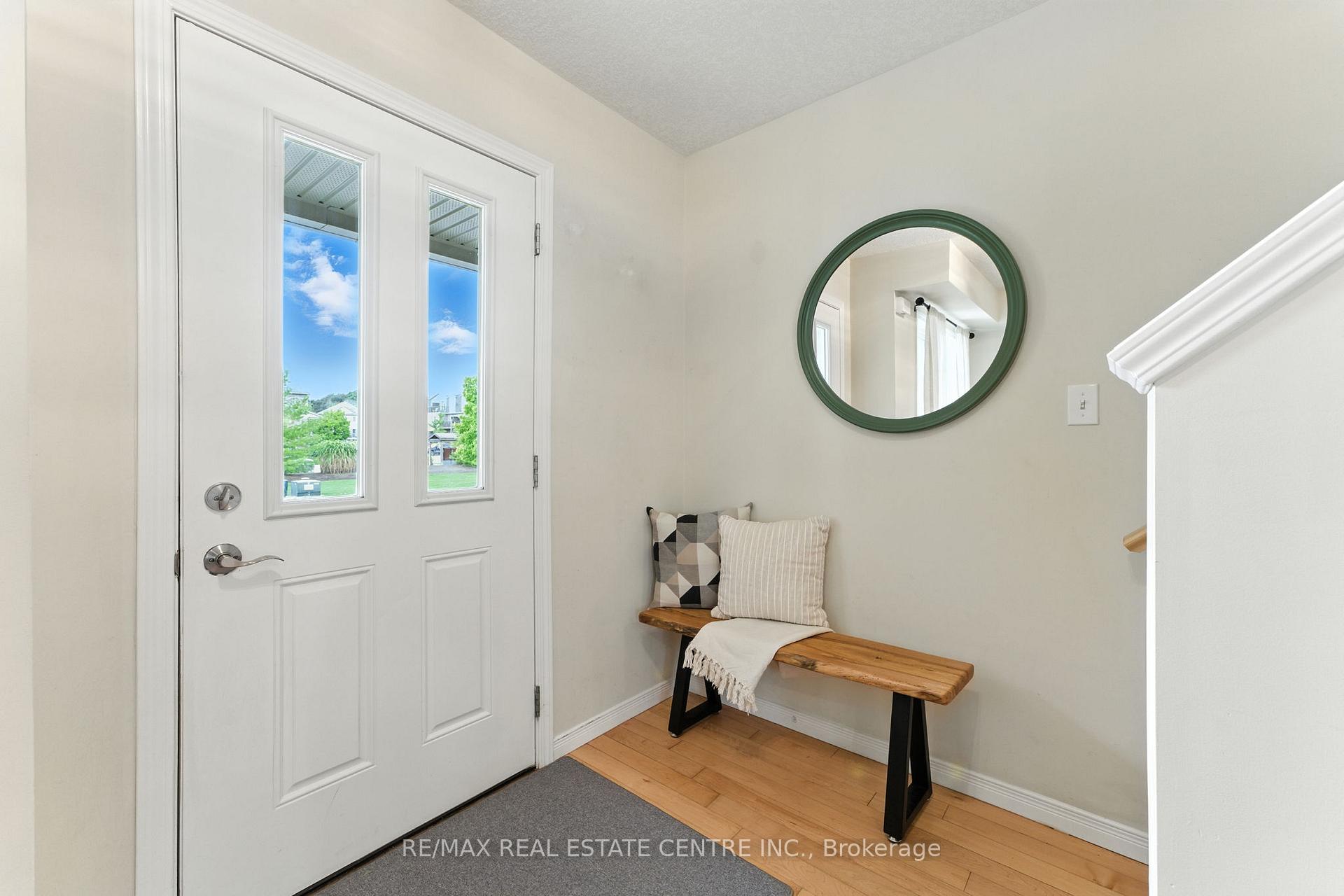 Photo 5 of Unit 59, 35 Mountford Drive, Guelph, Grange Road — HOMEH