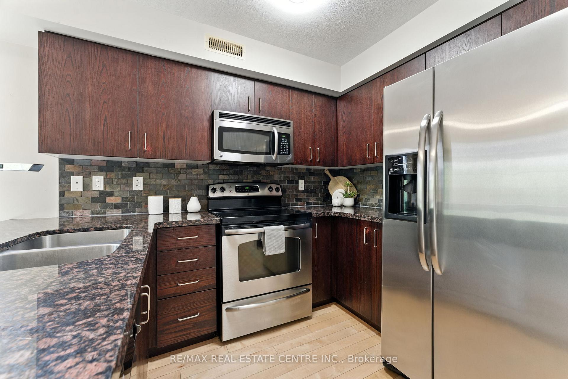 Photo 9 of Unit 59, 35 Mountford Drive, Guelph, Grange Road — HOMEH