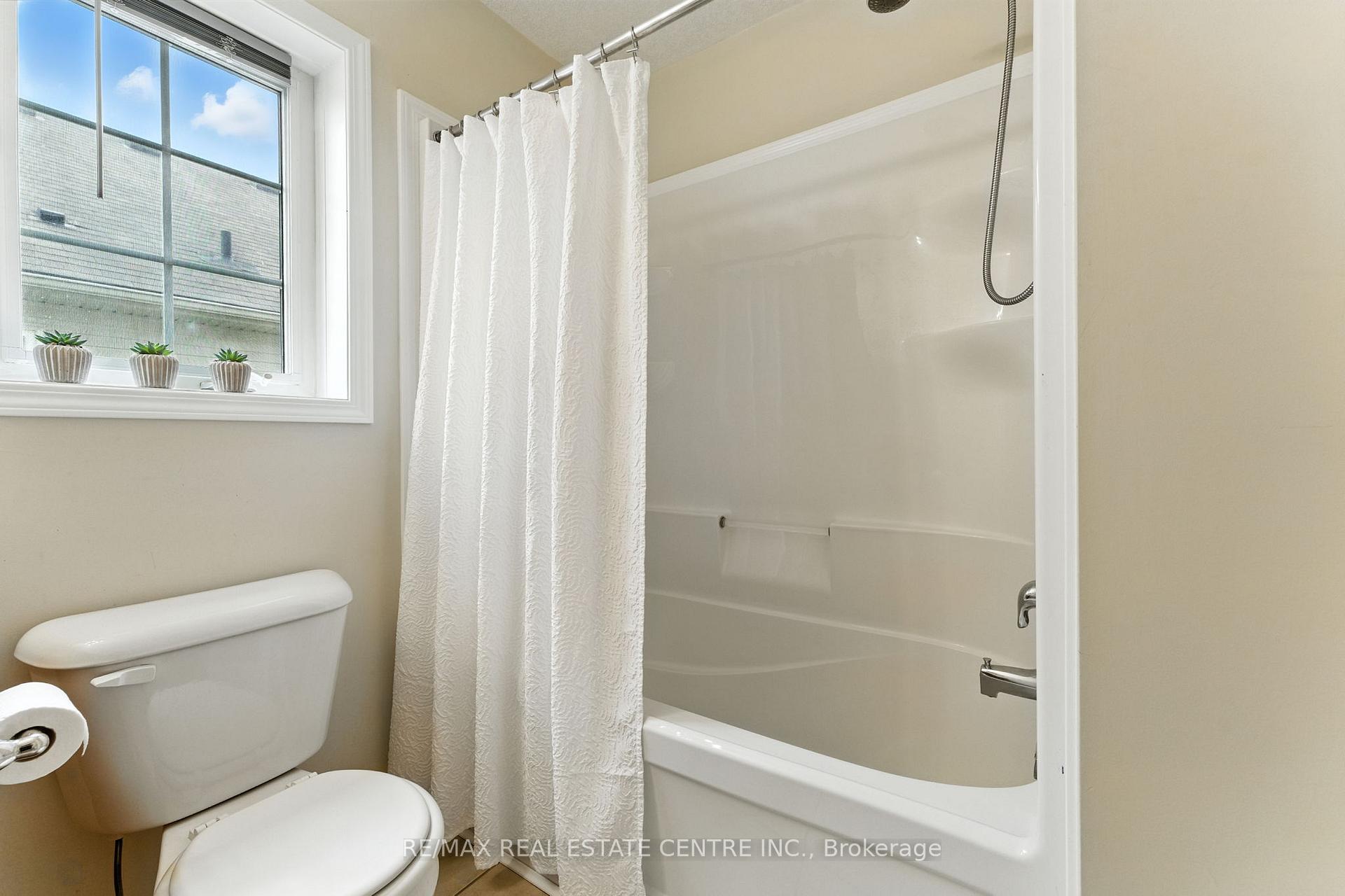 Photo 20 of Unit 59, 35 Mountford Drive, Guelph, Grange Road — HOMEH