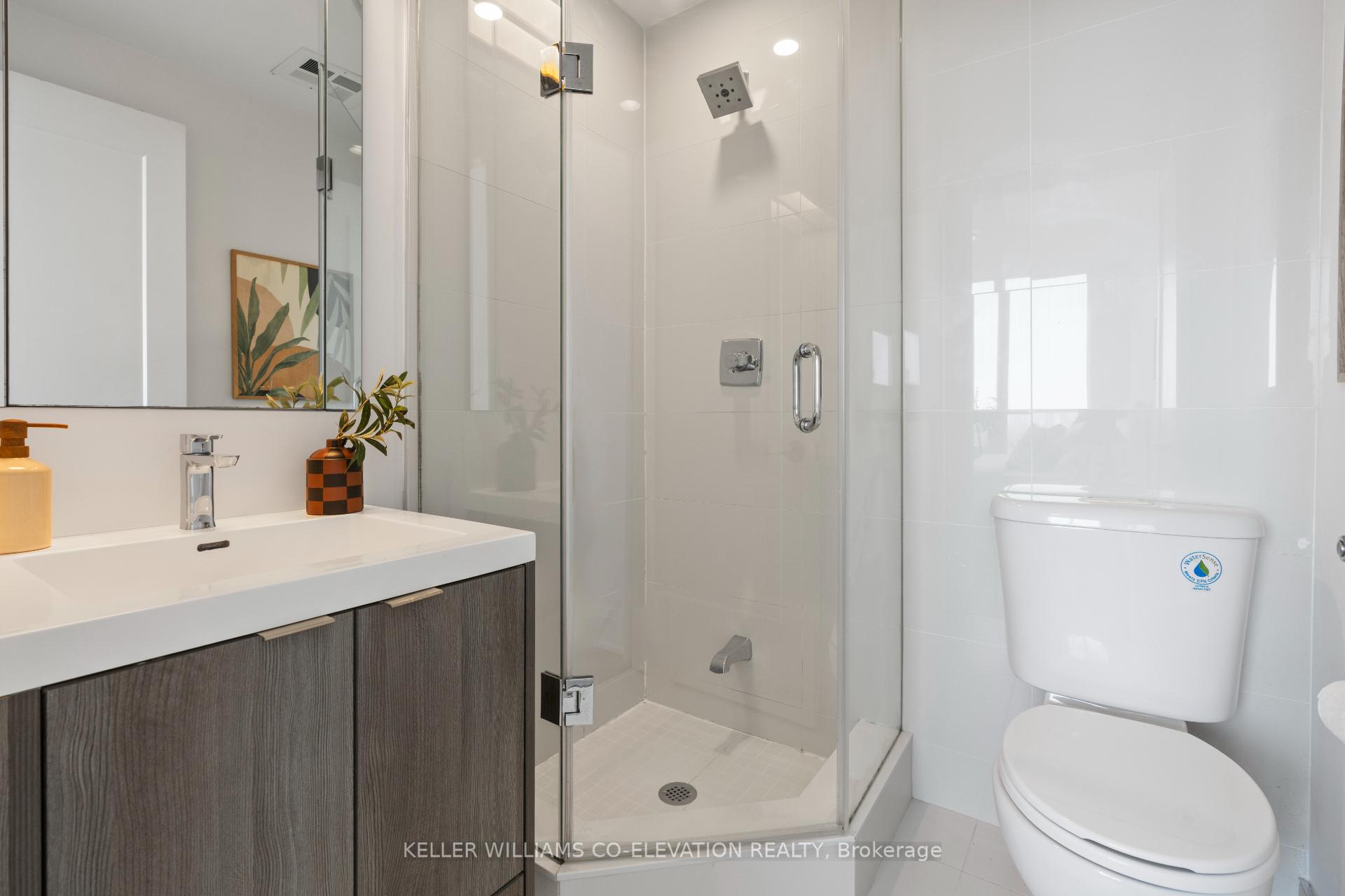 Photo 20 of Unit 2303, 101 Erskine Avenue, Toronto, Mount Pleasant West — HOMEH