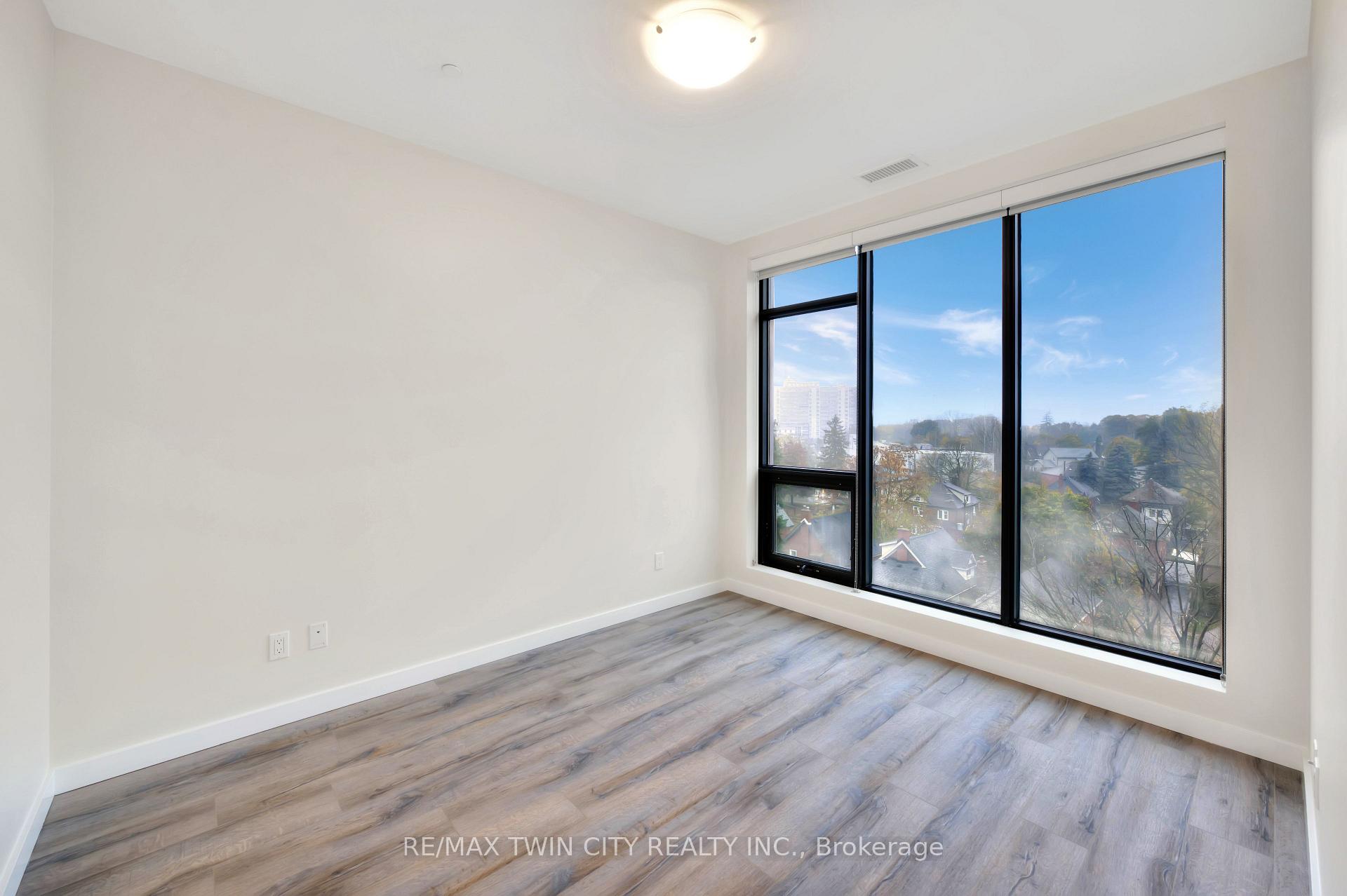Photo 18 of Unit 520, 690 King Street W, Kitchener, KW Hospital — HOMEH