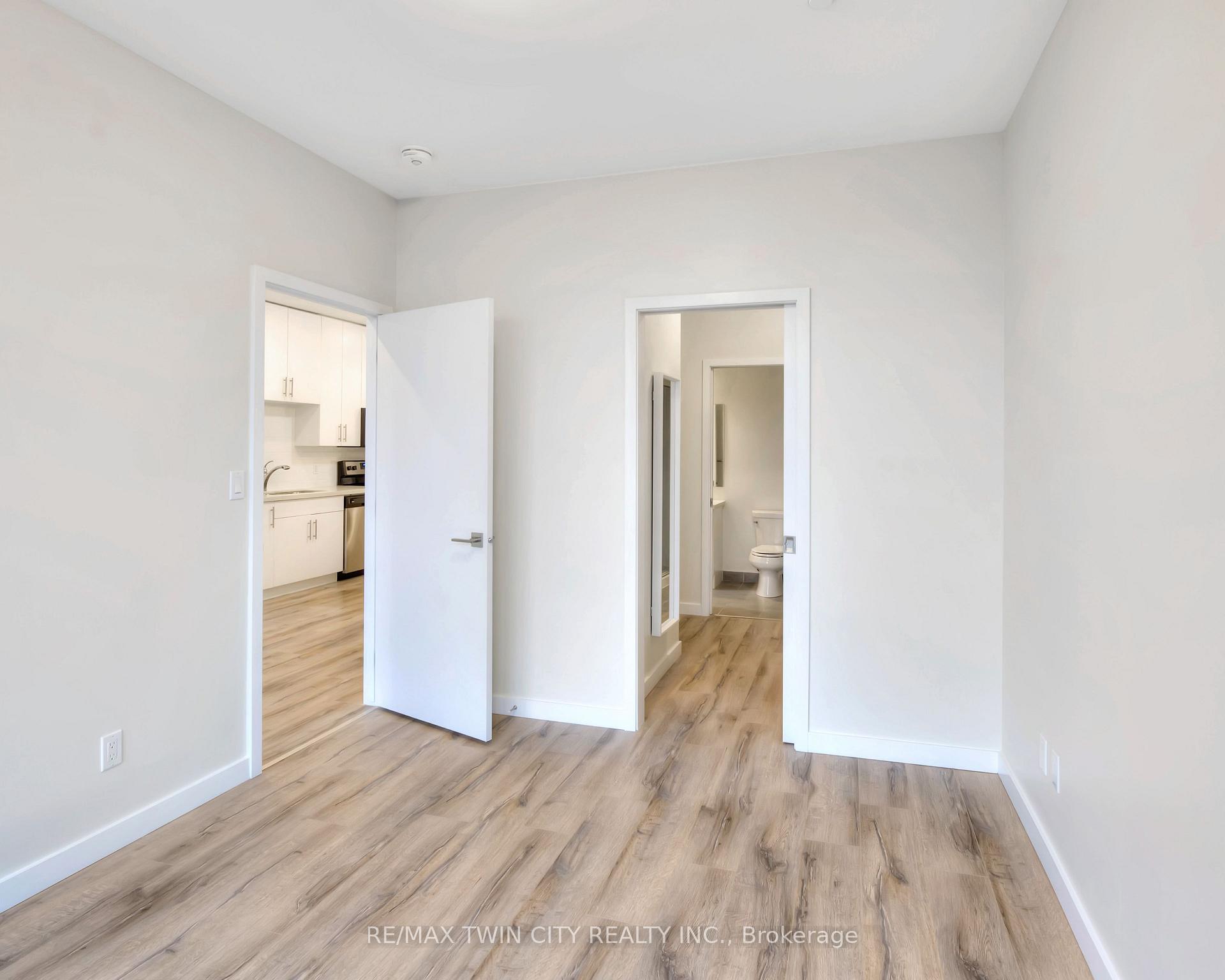 Photo 19 of Unit 520, 690 King Street W, Kitchener, KW Hospital — HOMEH