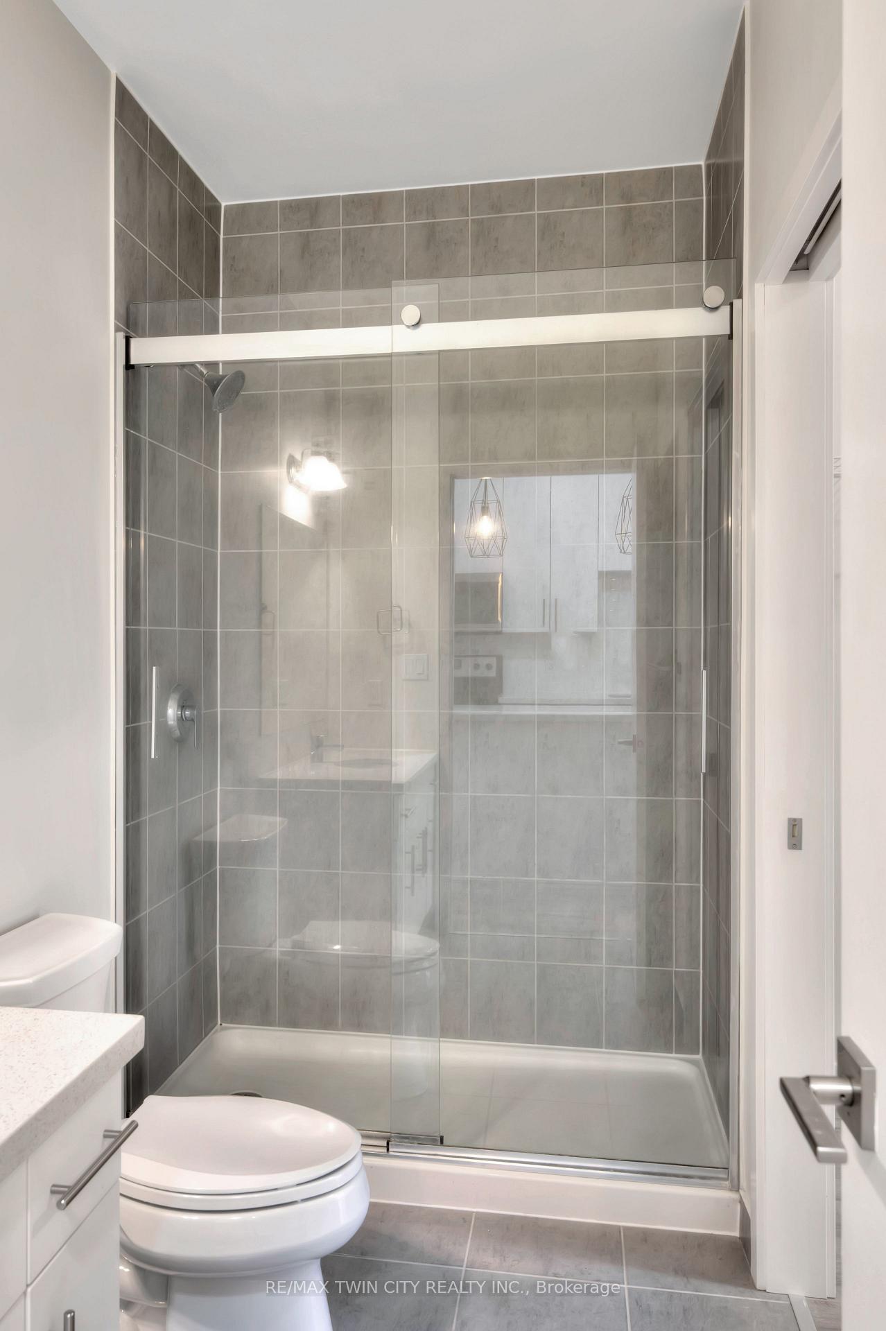 Photo 23 of Unit 520, 690 King Street W, Kitchener, KW Hospital — HOMEH