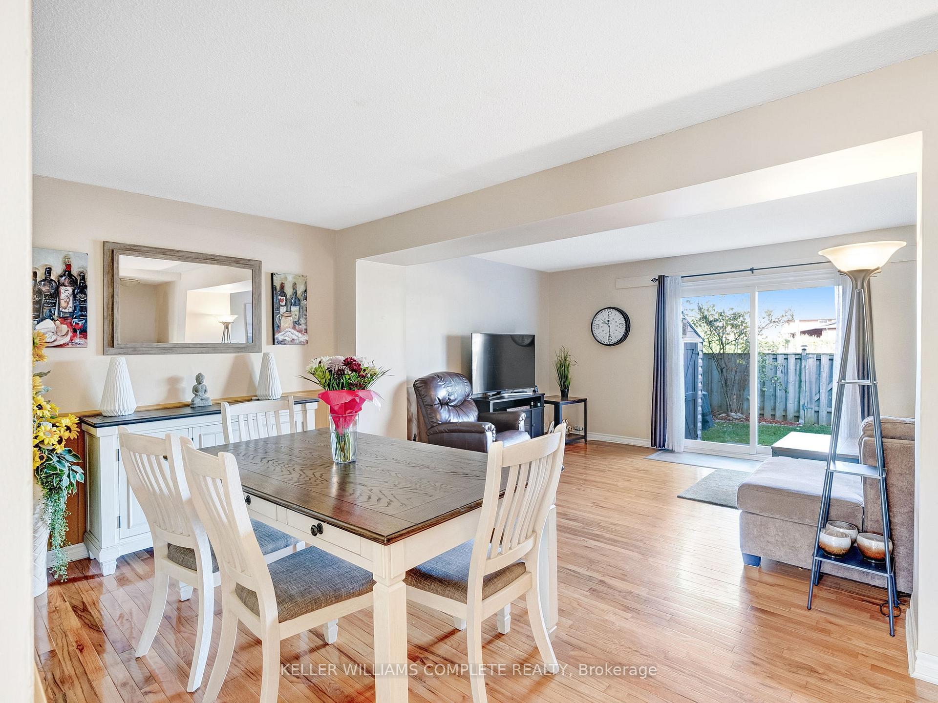 Photo 8 of Unit 7, 145 Rice Avenue, Hamilton, Fessenden — HOMEH