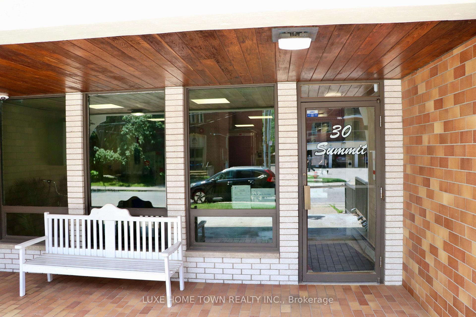 Photo 2 of Unit 503, 30 Summit Avenue, Hamilton, Eastmount — HOMEH