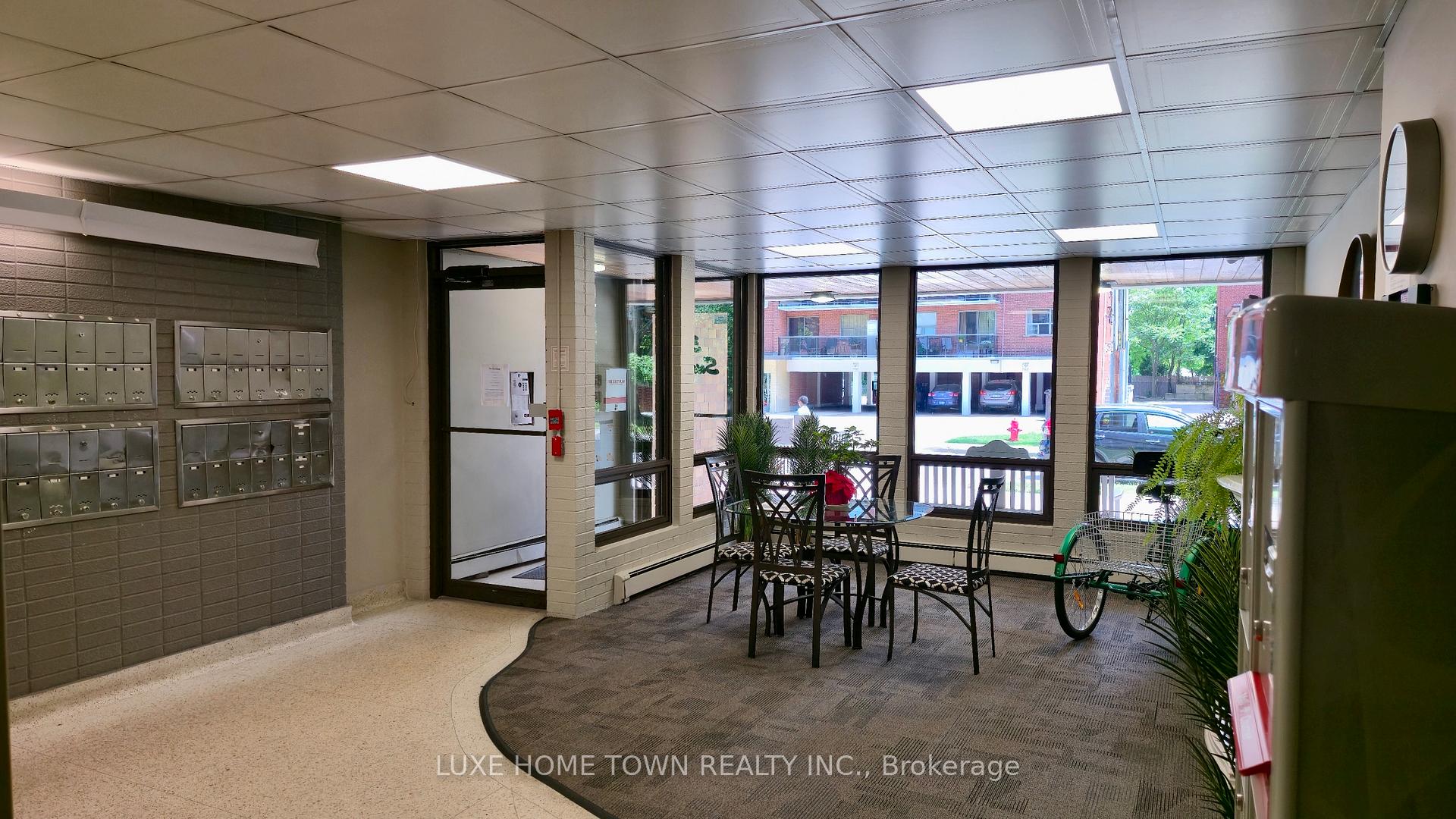 Photo 4 of Unit 503, 30 Summit Avenue, Hamilton, Eastmount — HOMEH