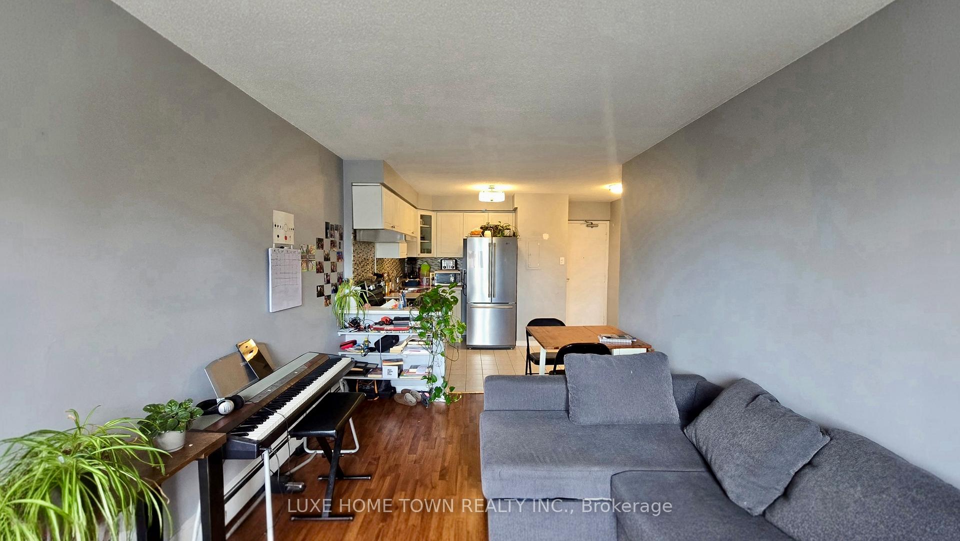 Photo 5 of Unit 503, 30 Summit Avenue, Hamilton, Eastmount — HOMEH