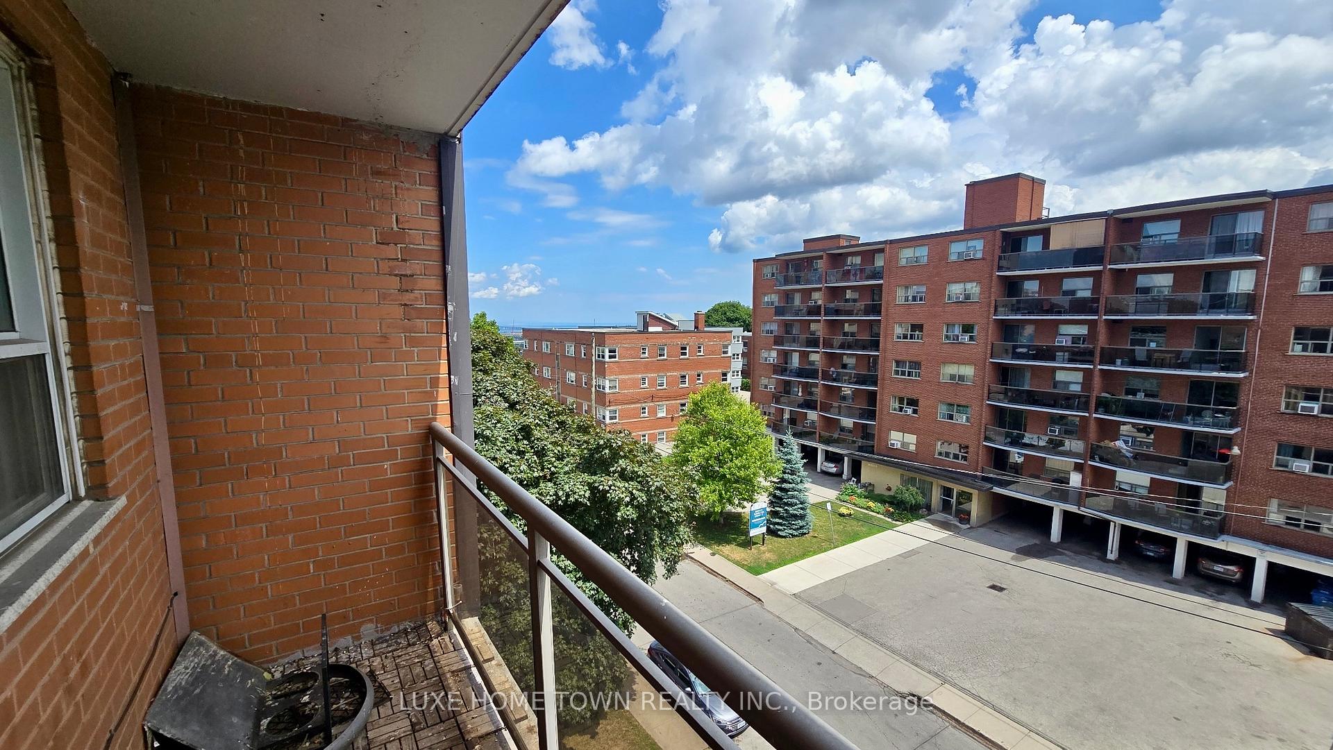 Photo 14 of Unit 503, 30 Summit Avenue, Hamilton, Eastmount — HOMEH