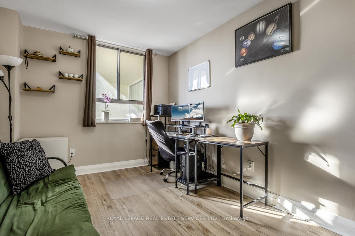 Photo 13 of Unit 2810, 5 Massey Square, Toronto, Crescent Town — HOMEH