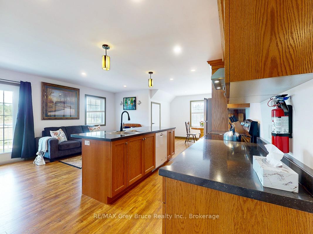 Photo 10 of 717052 West Back Line, Chatsworth — HOMEH