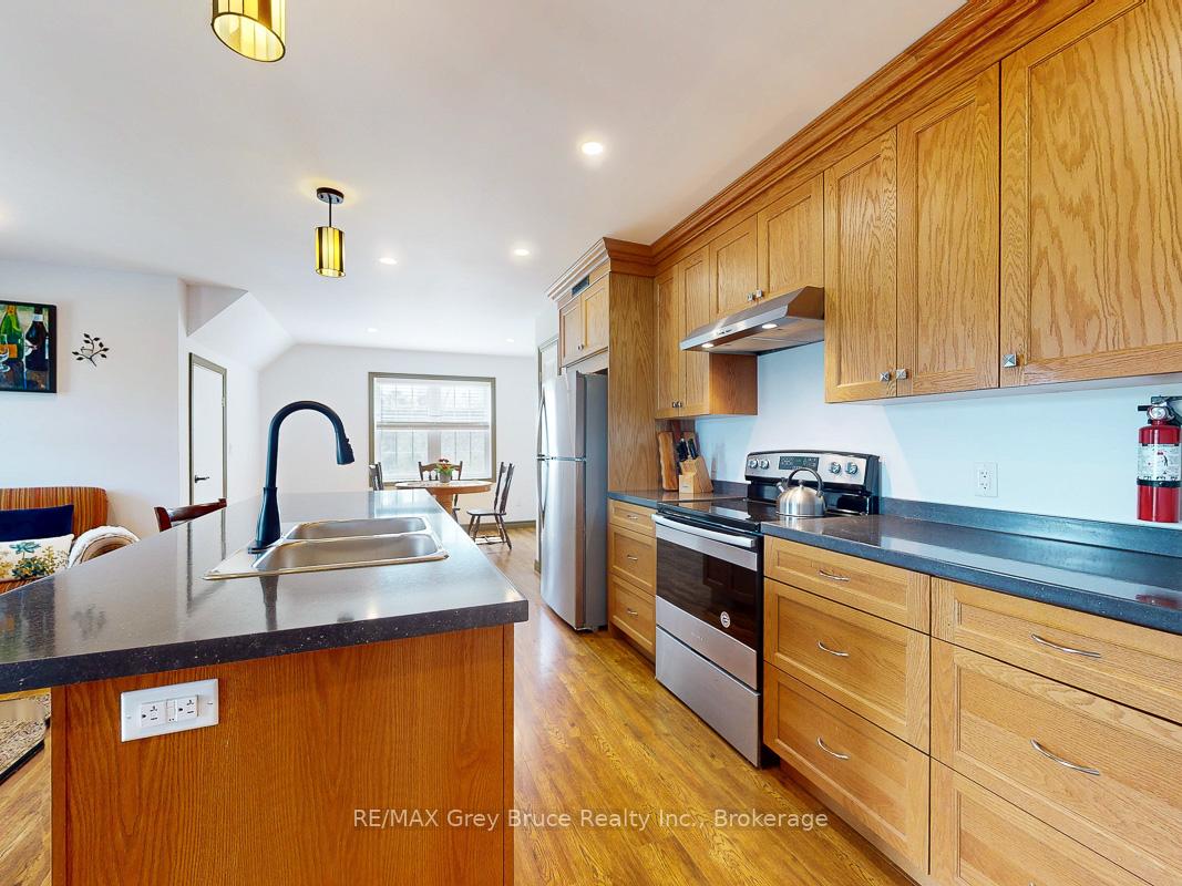 Photo 12 of 717052 West Back Line, Chatsworth — HOMEH