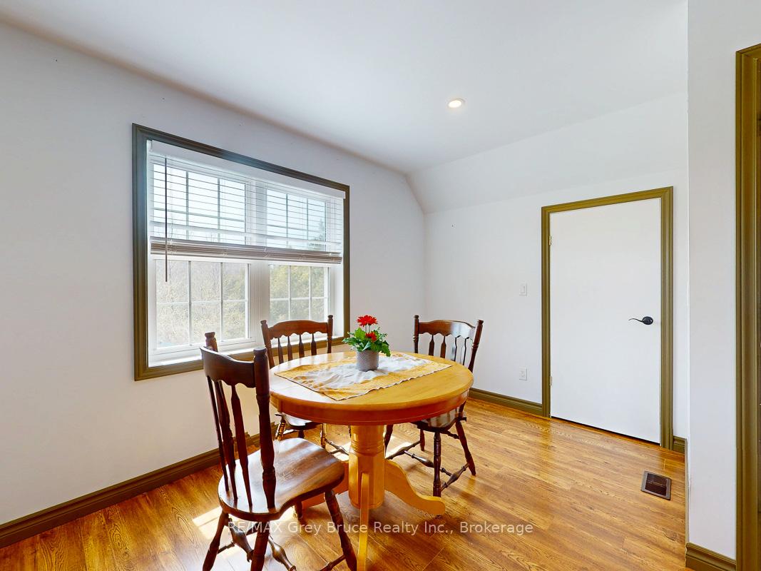 Photo 18 of 717052 West Back Line, Chatsworth — HOMEH