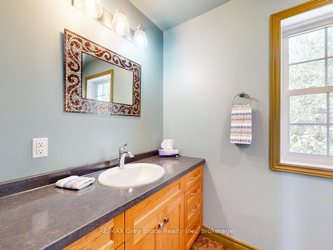 Photo 23 of 717052 West Back Line, Chatsworth — HOMEH
