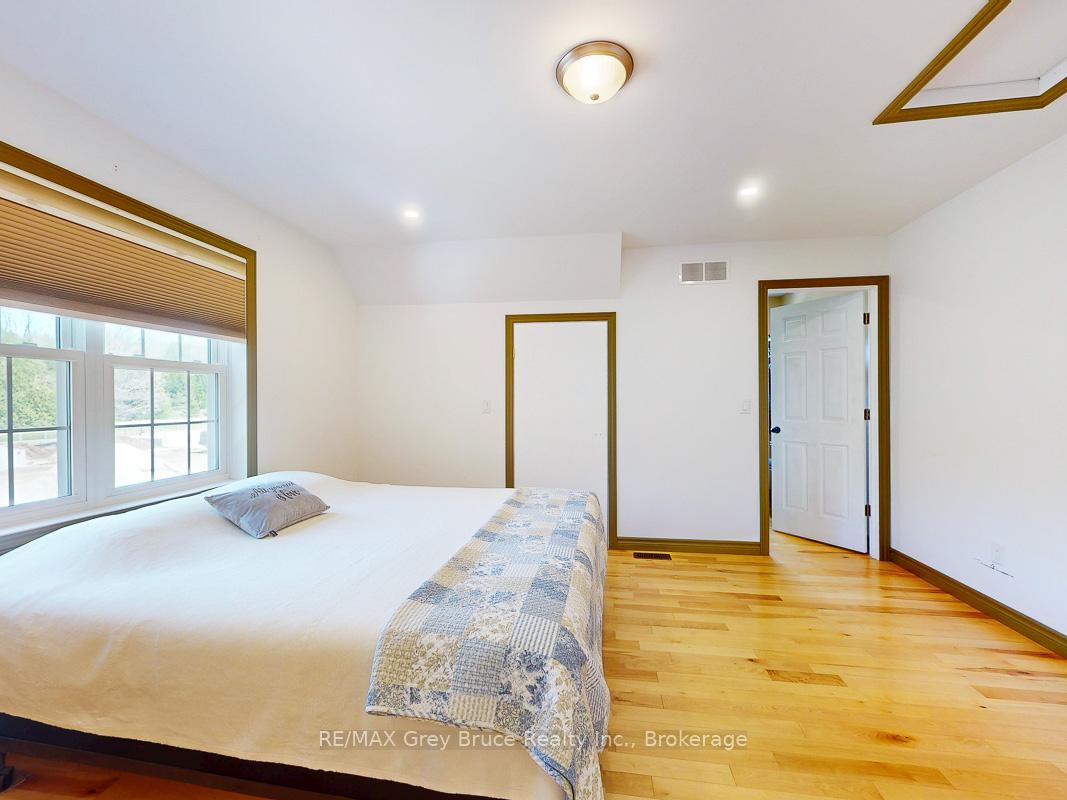Photo 28 of 717052 West Back Line, Chatsworth — HOMEH