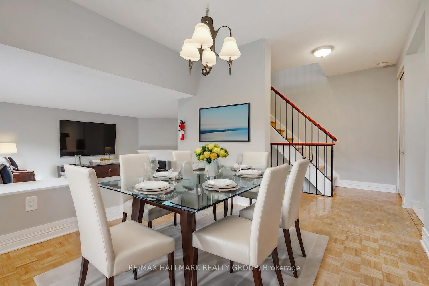 Photo 6 of 12F Larkshire Lane, Ottawa, Barrhaven - Pheasant Run — HOMEH
