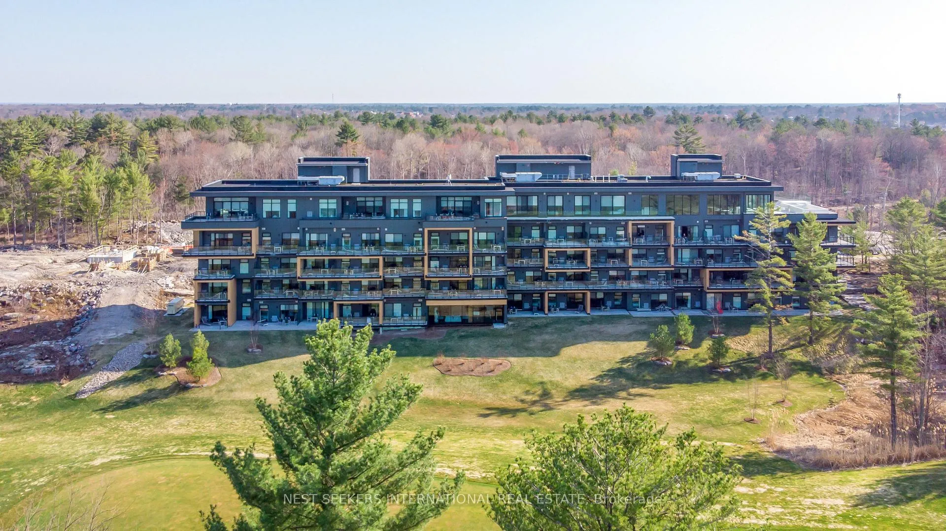 Photo 13 of Unit 411, 120 Carrick Trail, Gravenhurst, Muskoka (S) — HOMEH