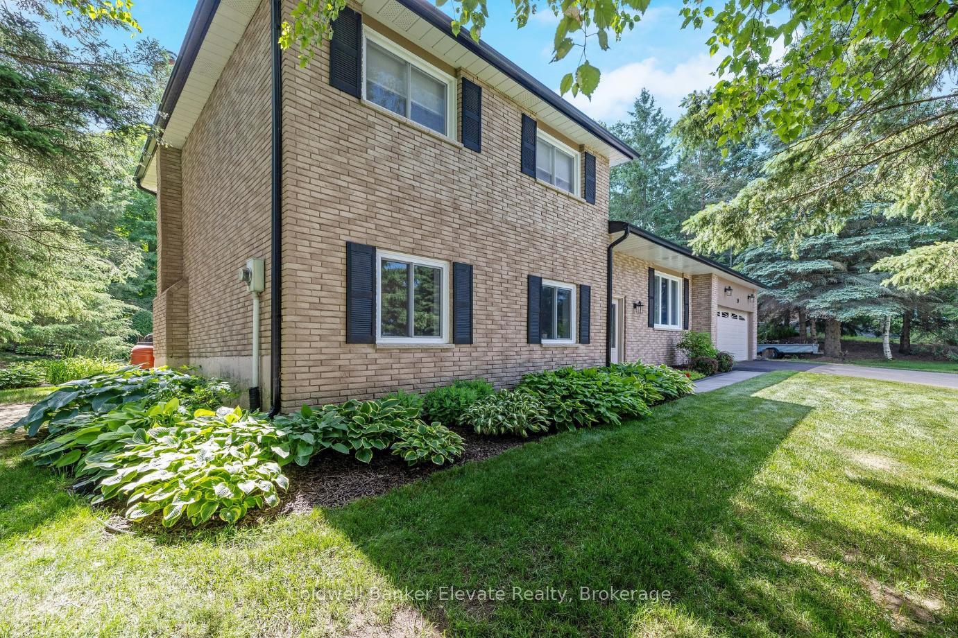 Photo 3 of 19 Wesley Crescent, Erin — HOMEH