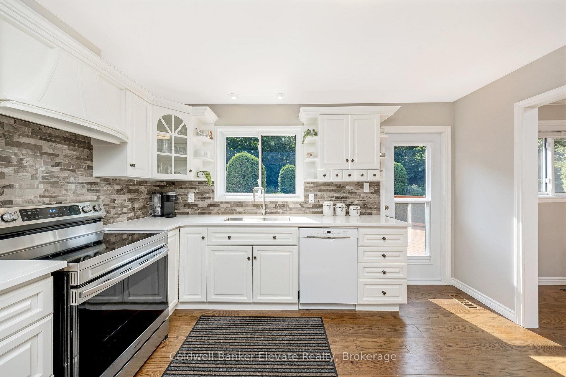 Photo 11 of 19 Wesley Crescent, Erin — HOMEH