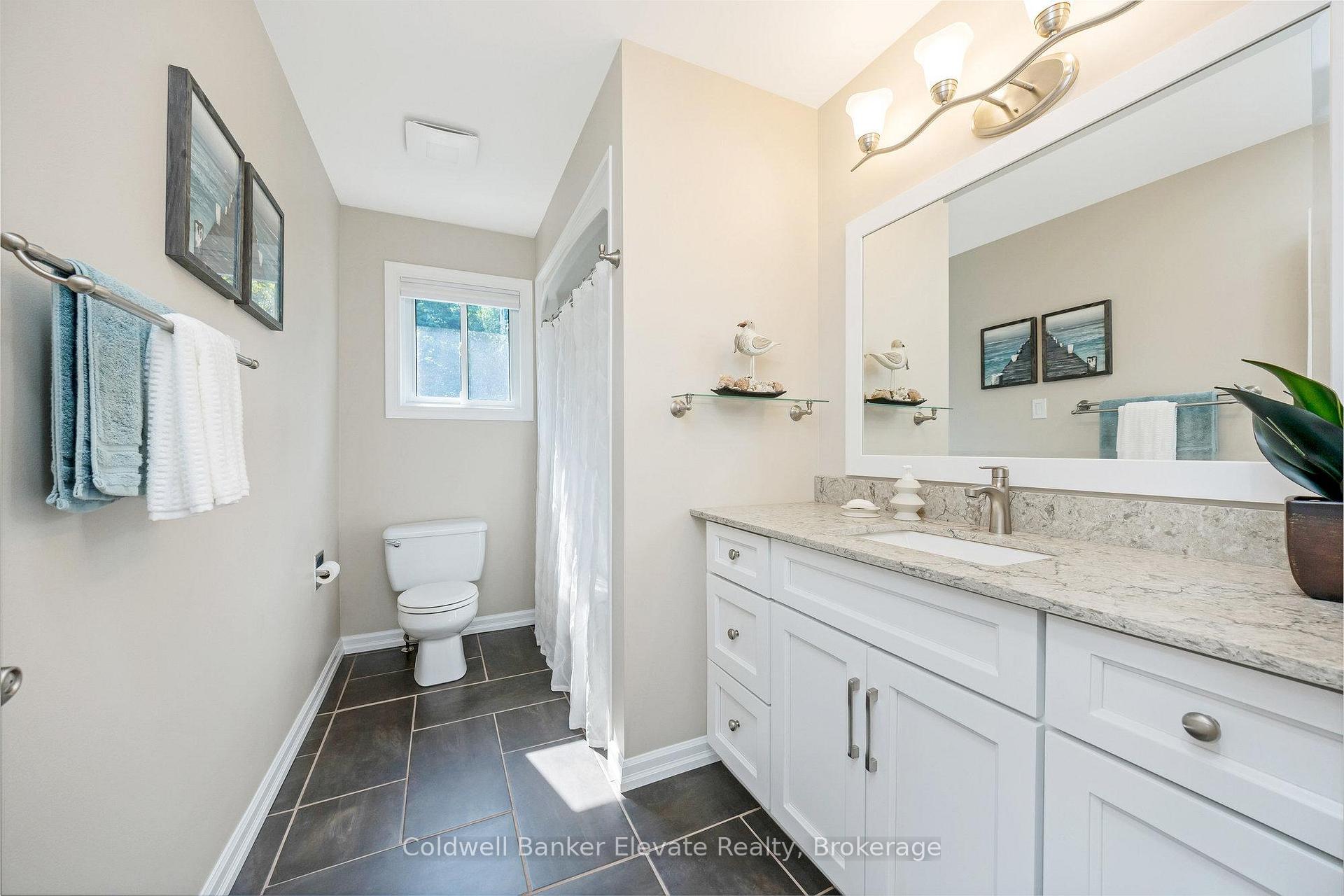 Photo 16 of 19 Wesley Crescent, Erin — HOMEH