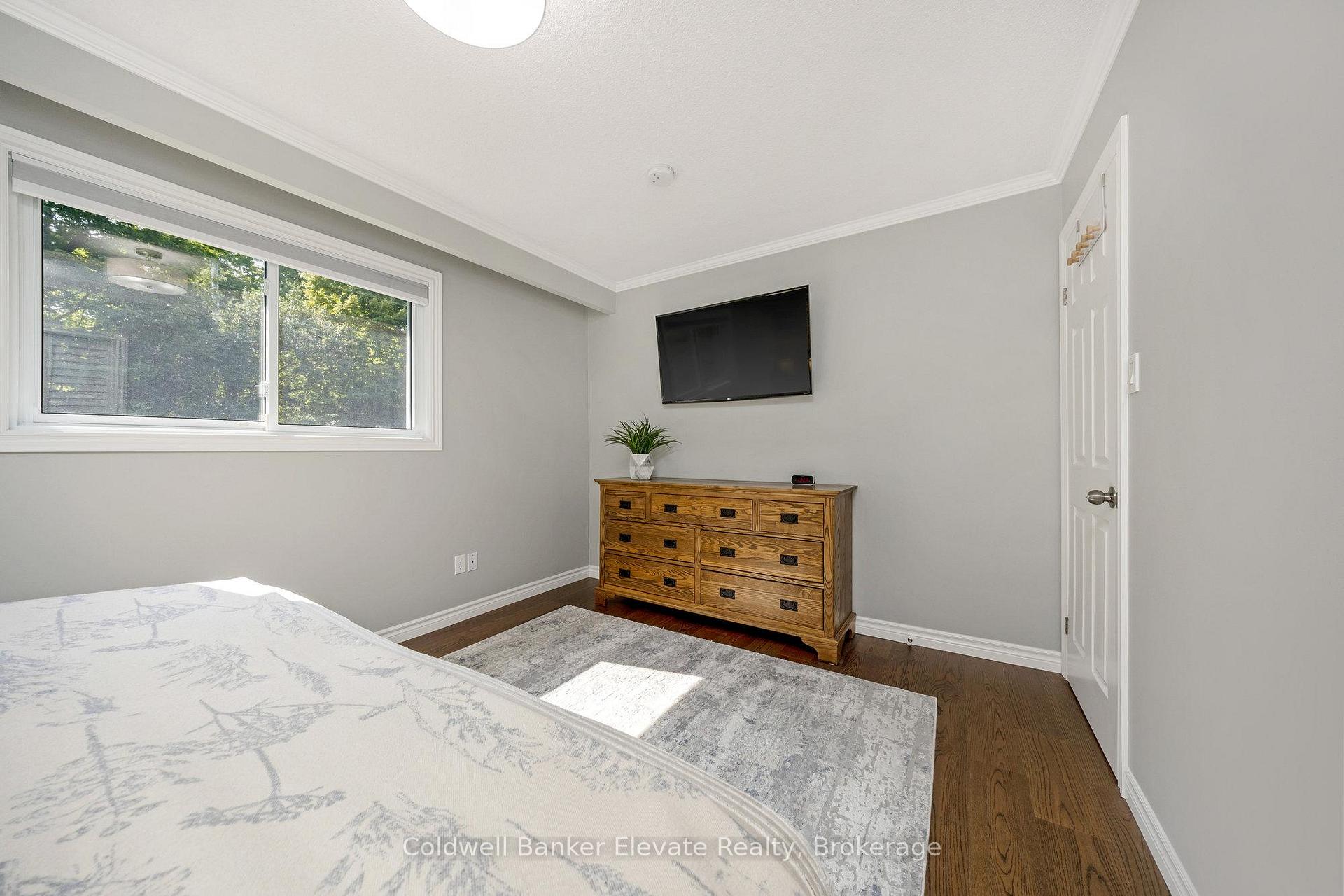 Photo 18 of 19 Wesley Crescent, Erin — HOMEH