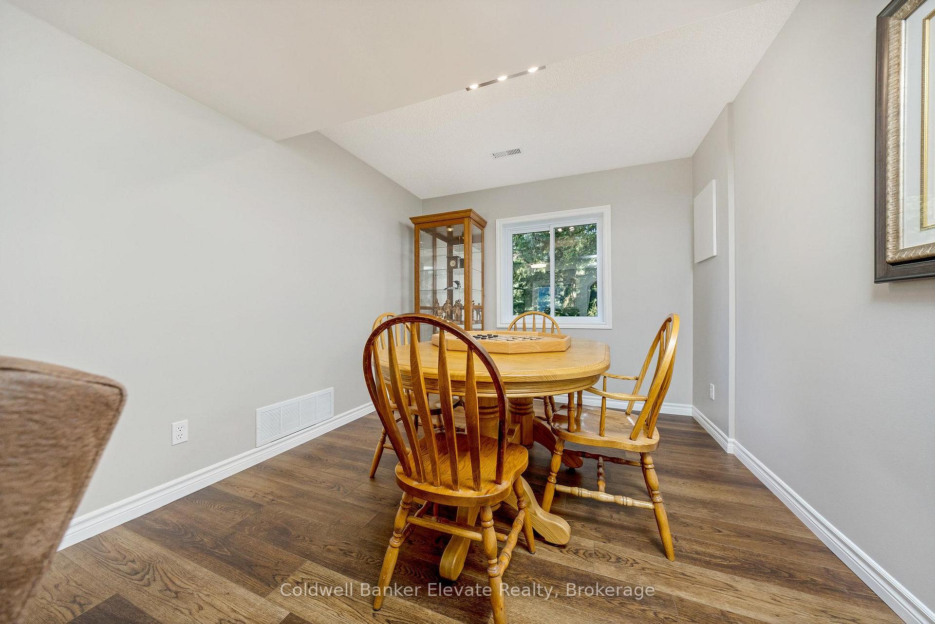 Photo 23 of 19 Wesley Crescent, Erin — HOMEH