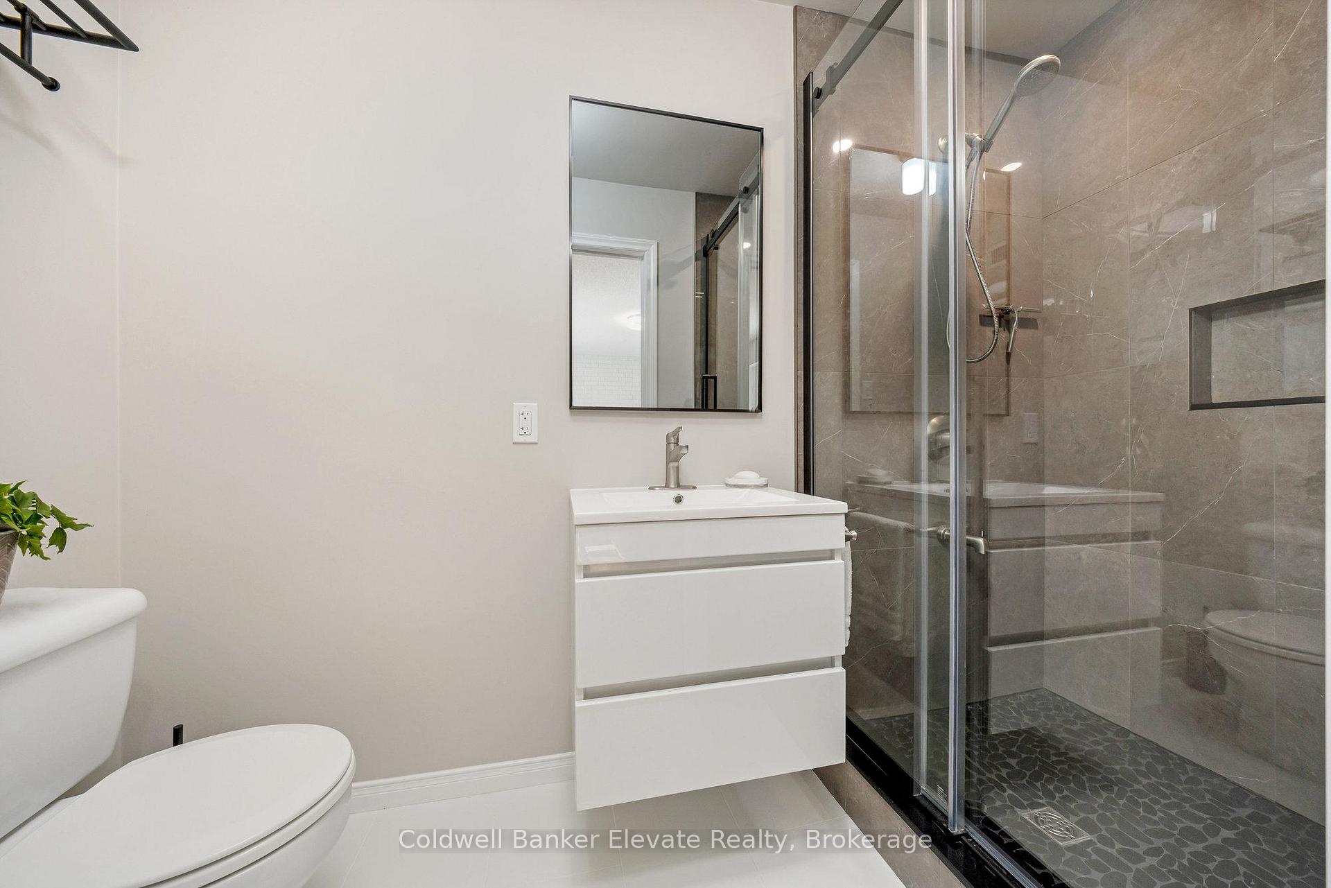 Photo 25 of 19 Wesley Crescent, Erin — HOMEH