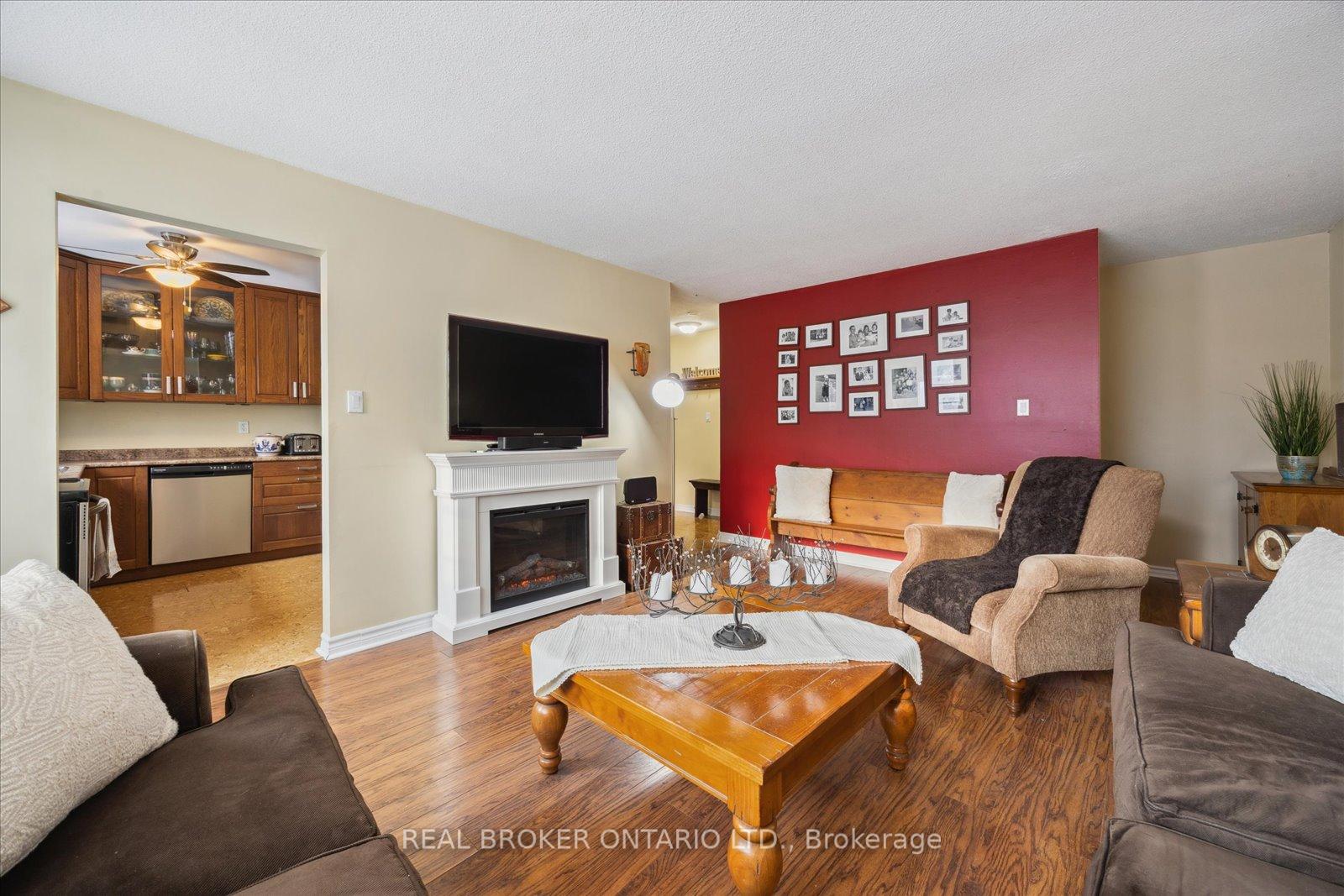 Photo 7 of Unit 74, 120 Nonquon Road, Oshawa, Centennial — HOMEH
