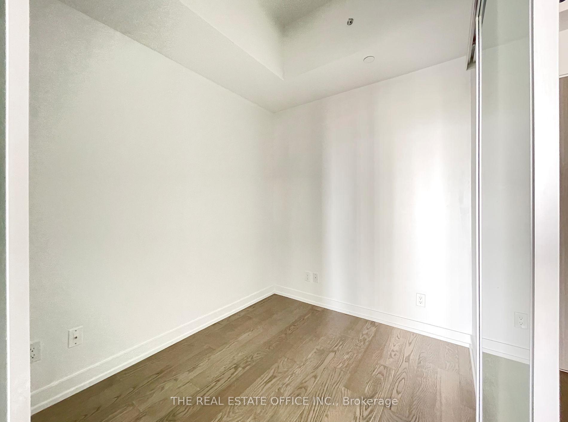 Photo 8 of Unit 2113, 161 Roehampton Avenue, Toronto, Mount Pleasant West — HOMEH