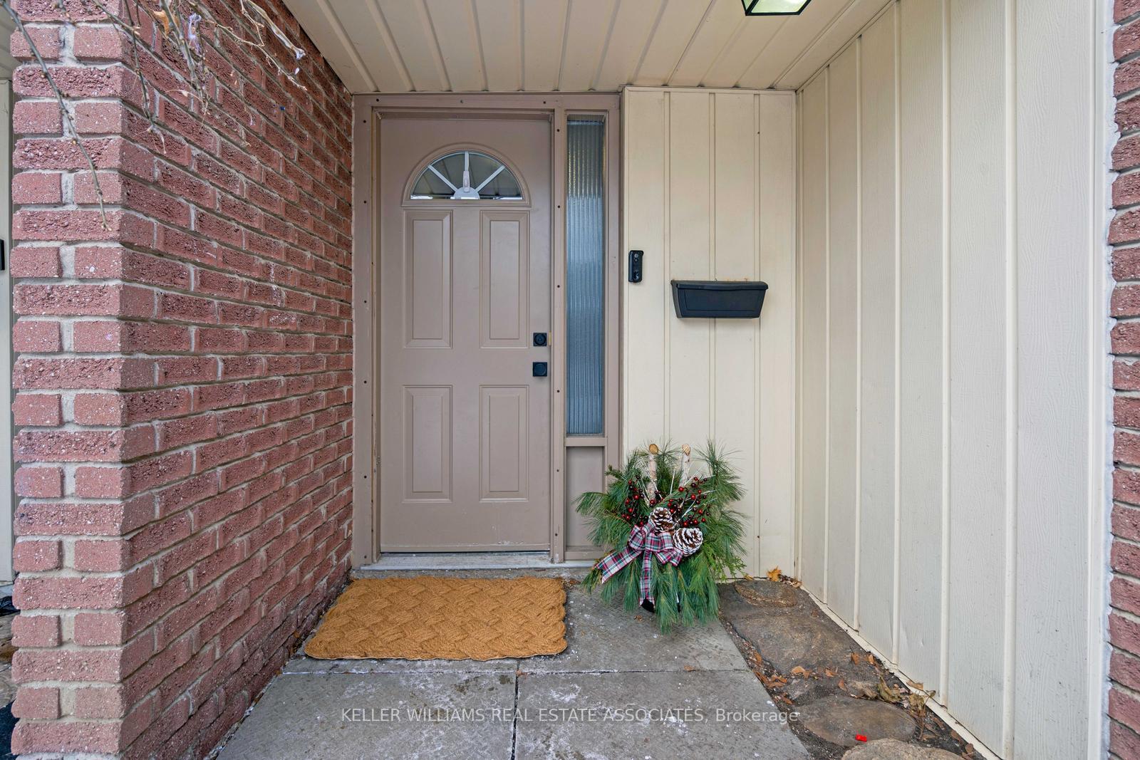 Photo 5 of Unit 107, 51 Paulander Drive, Kitchener — HOMEH