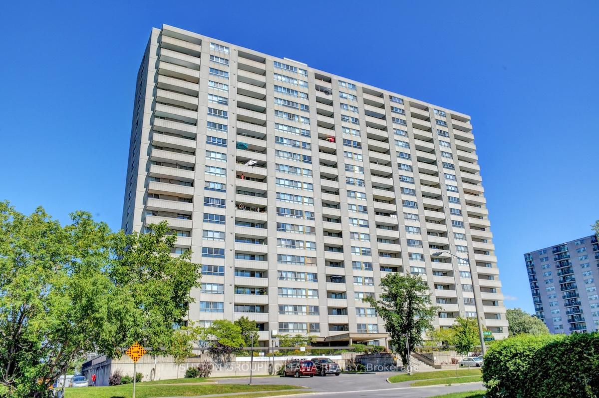 Front of Unit 802, 265 Poulin Avenue