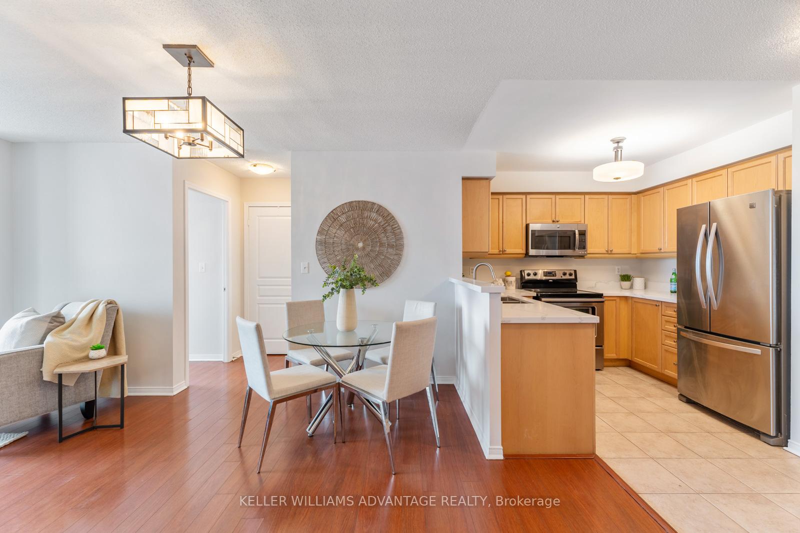 Photo 8 of Unit 522, 1733 Queen Street E, Toronto, The Beaches — HOMEH