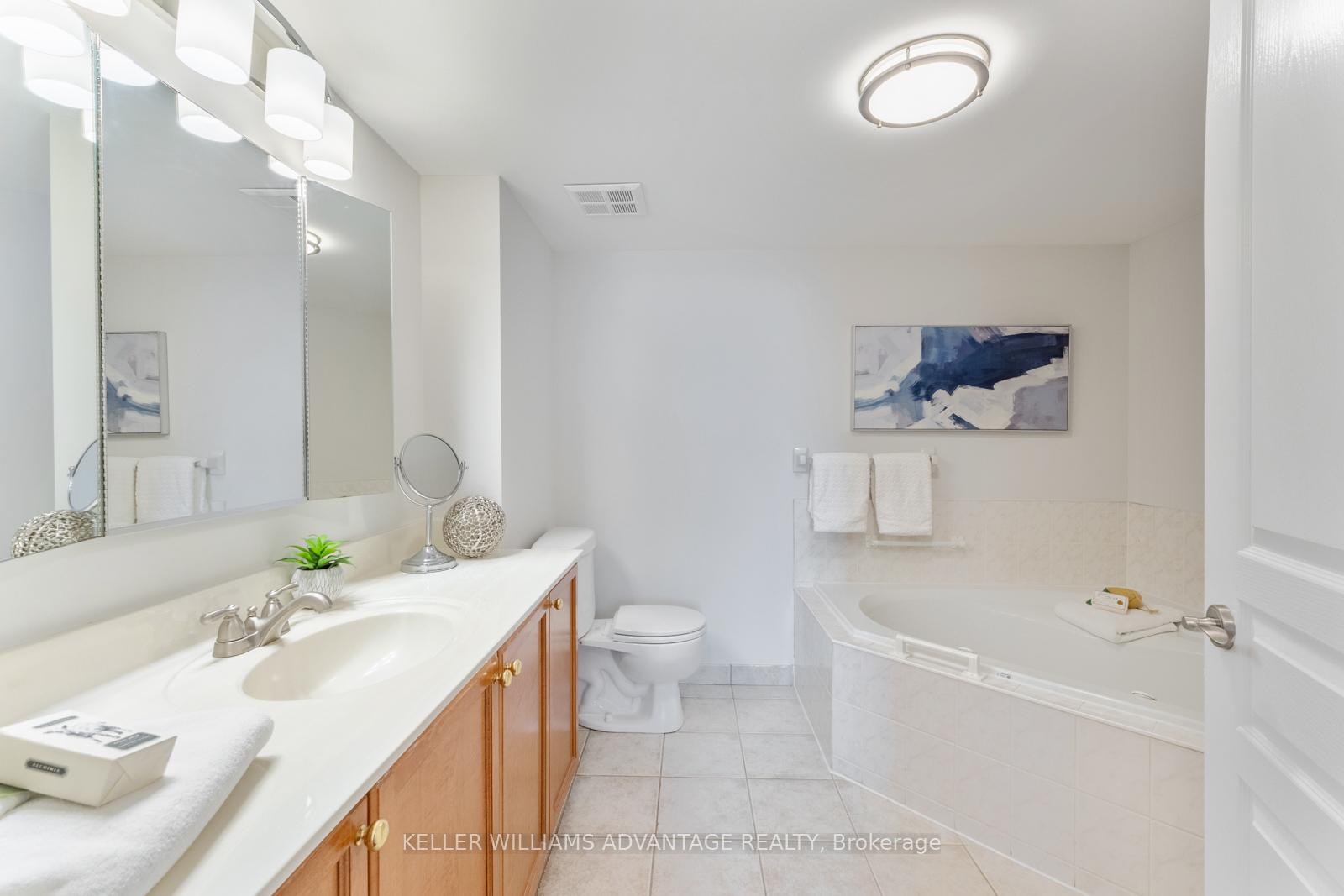 Photo 13 of Unit 522, 1733 Queen Street E, Toronto, The Beaches — HOMEH