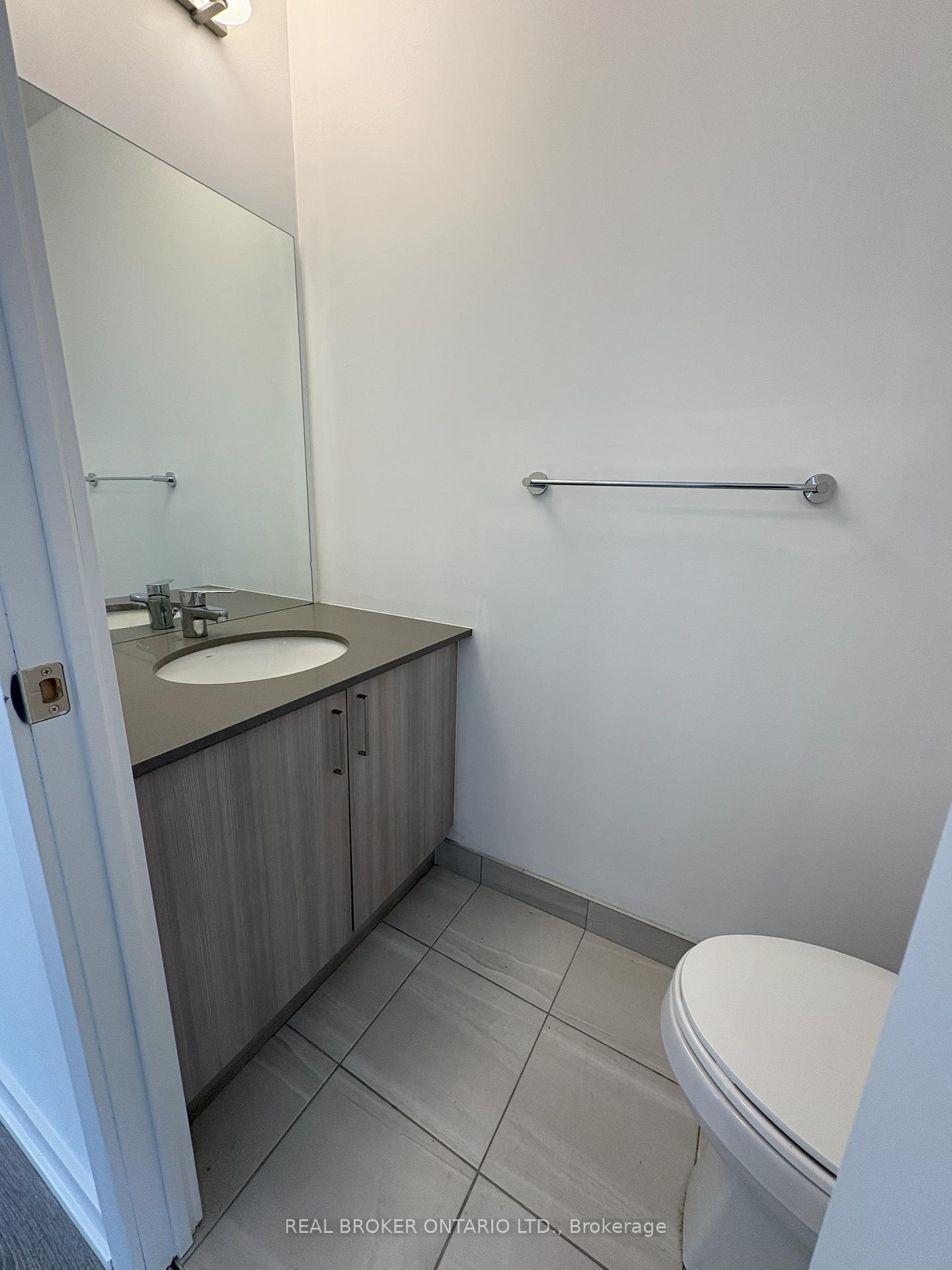 Photo 10 of Unit 1714, 1480 Bayly Street, Pickering, Bay Ridges — HOMEH