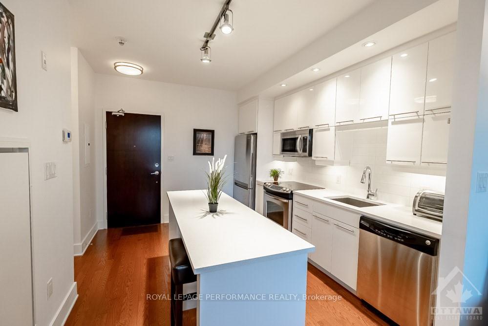 Photo 9 of Unit 312, 101 Richmond Road, Ottawa, Westboro South — HOMEH
