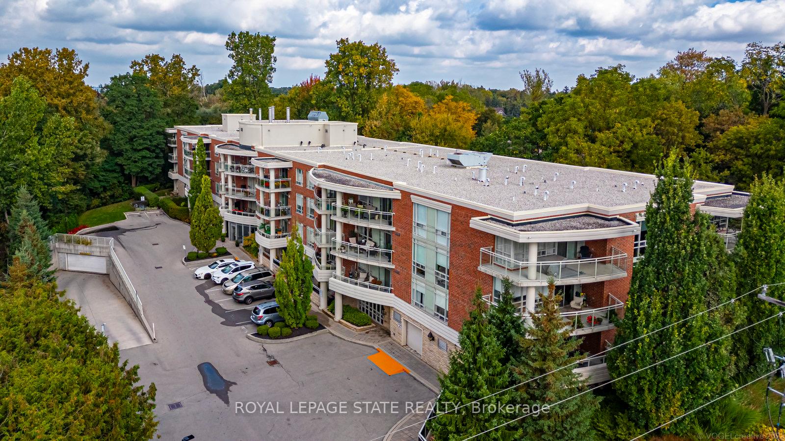 Photo 6 of Unit 310, 125 Wilson Street W, Hamilton, Ancaster — HOMEH
