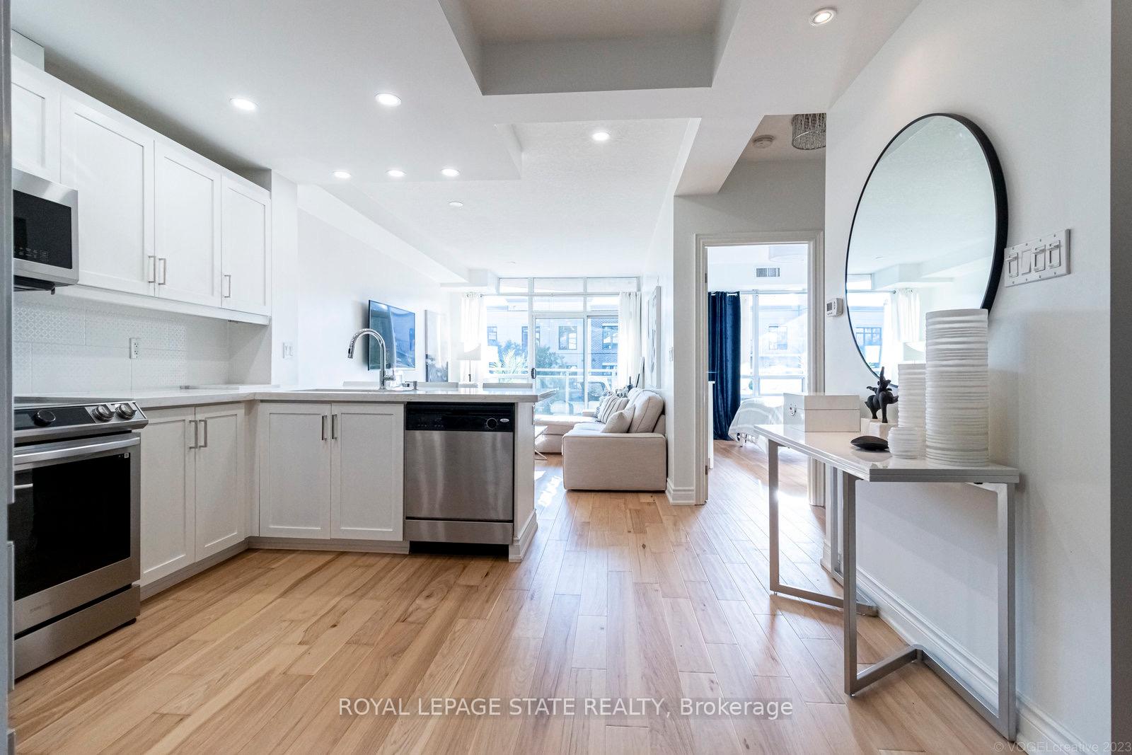 Photo 10 of Unit 310, 125 Wilson Street W, Hamilton, Ancaster — HOMEH
