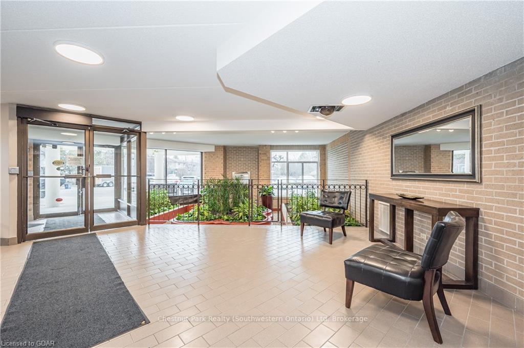 Photo 10 of Unit 207, 8 Christopher Court, Guelph, Kortright West — HOMEH