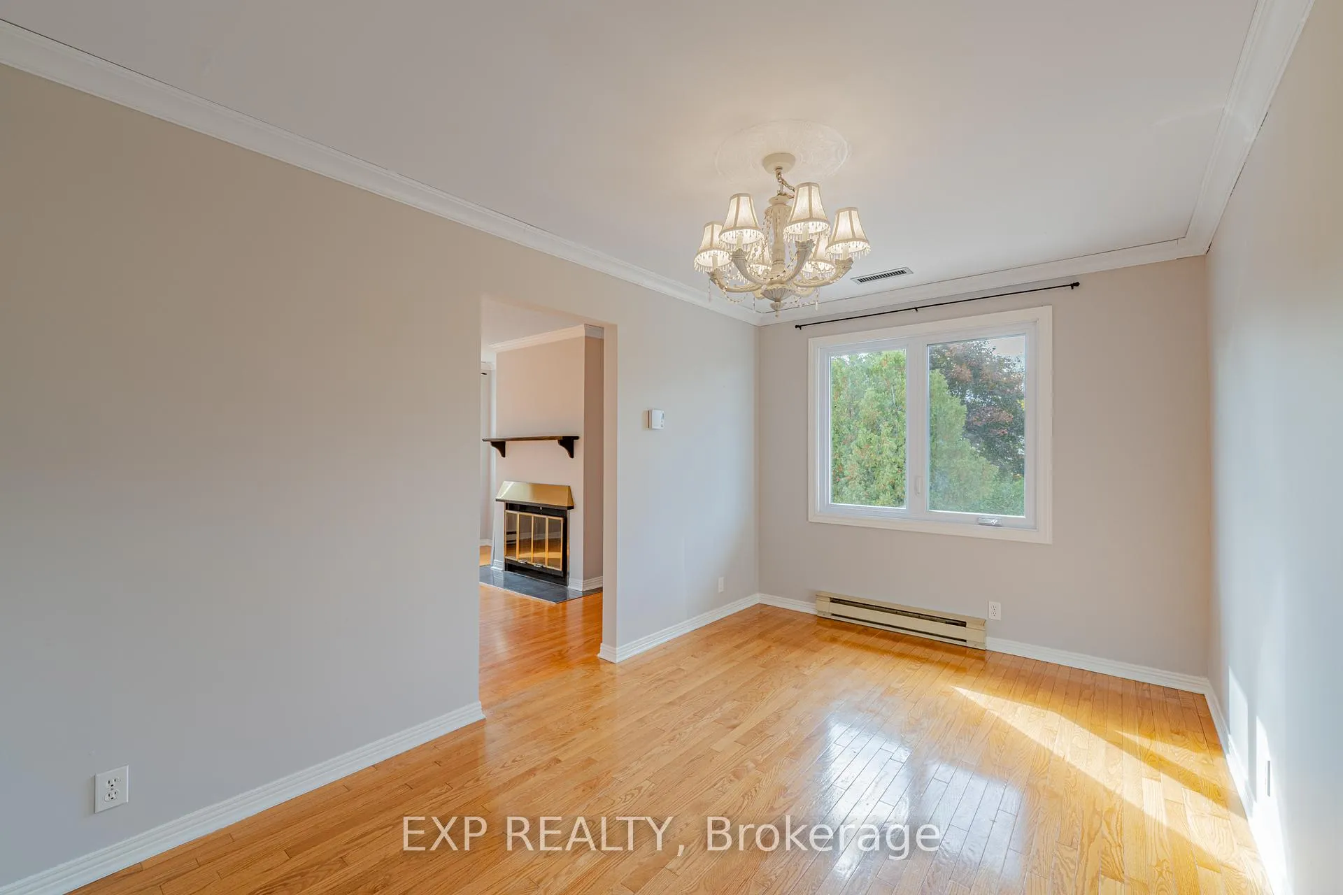 Photo 11 of 208 Stratas Court, Ottawa, Kanata - Katimavik — HOMEH