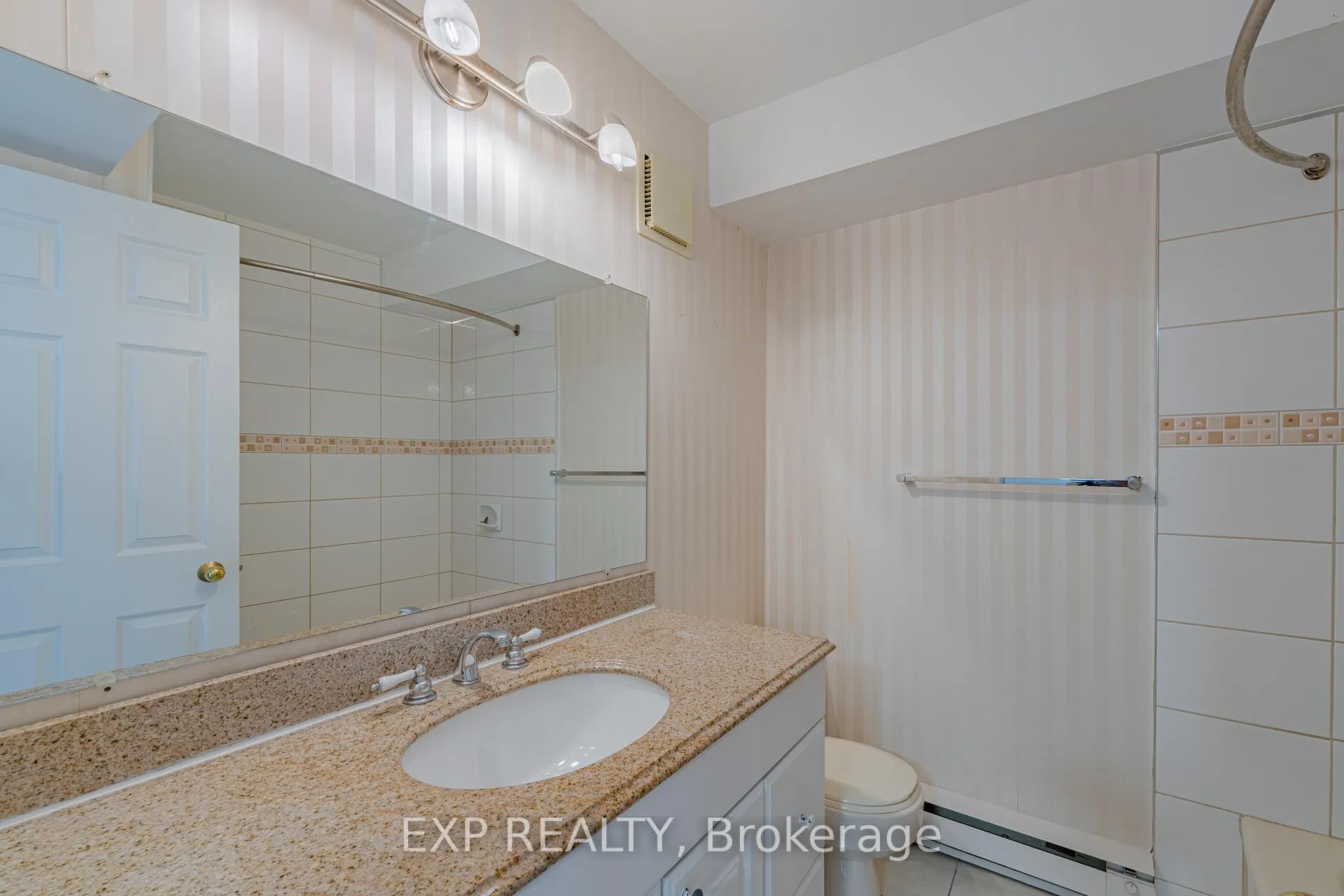Photo 38 of 208 Stratas Court, Ottawa, Kanata - Katimavik — HOMEH