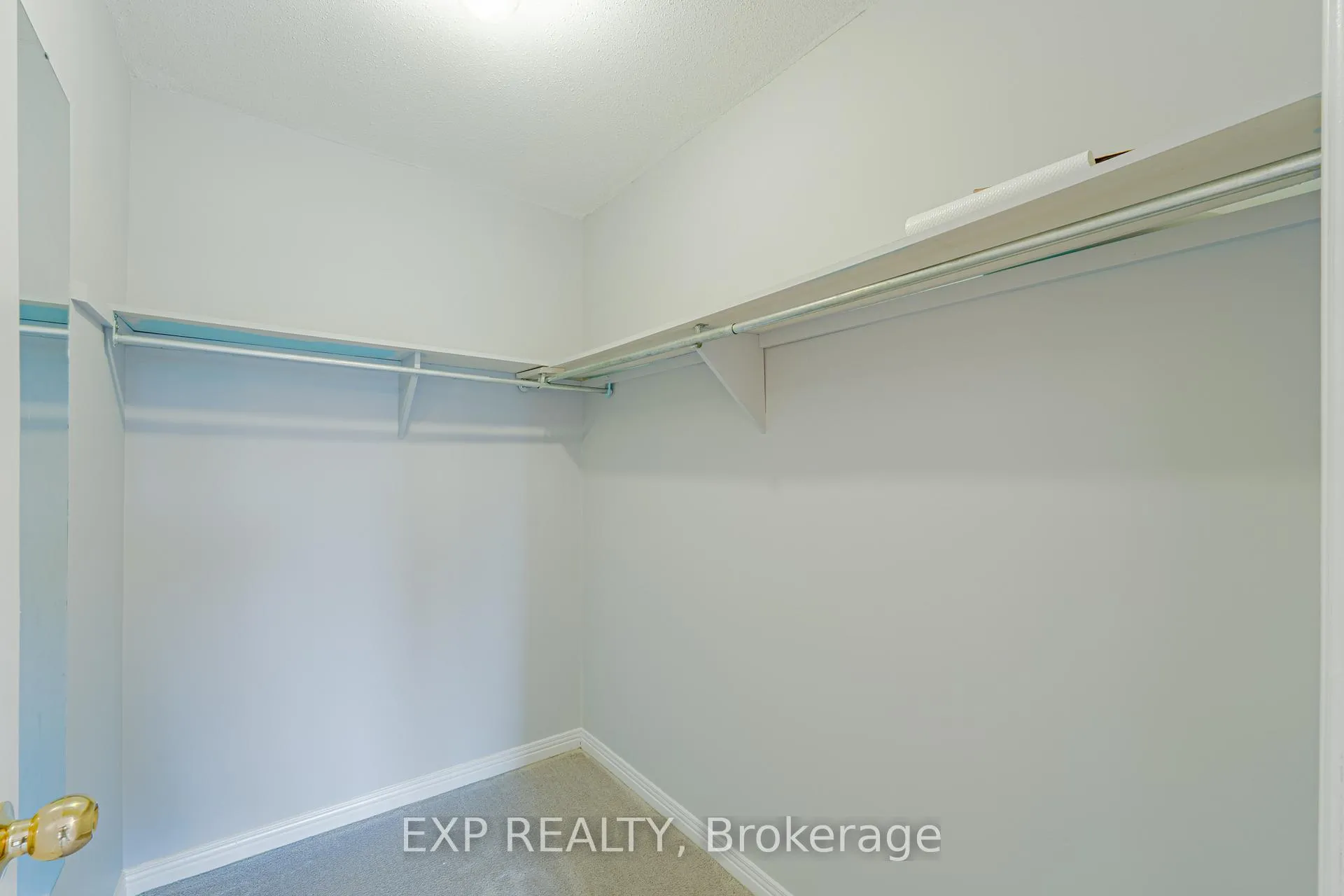 Photo 40 of 208 Stratas Court, Ottawa, Kanata - Katimavik — HOMEH