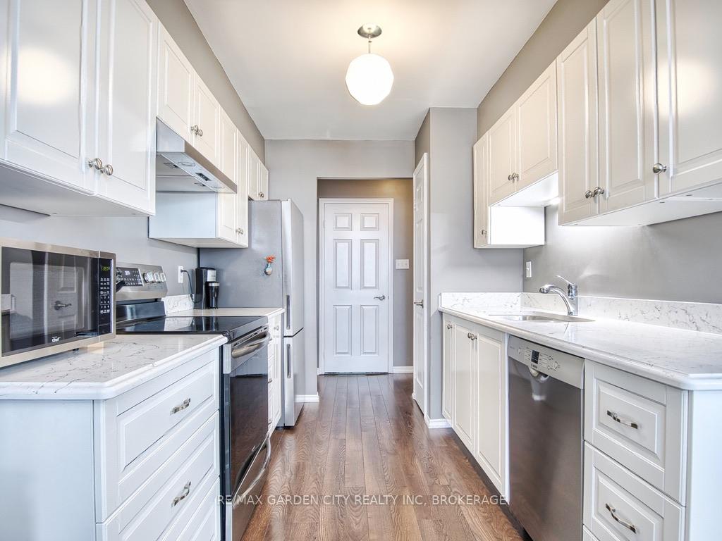 Photo 9 of Unit 1007, 162 Martindale Road, St. Catharines, Grapeview — HOMEH