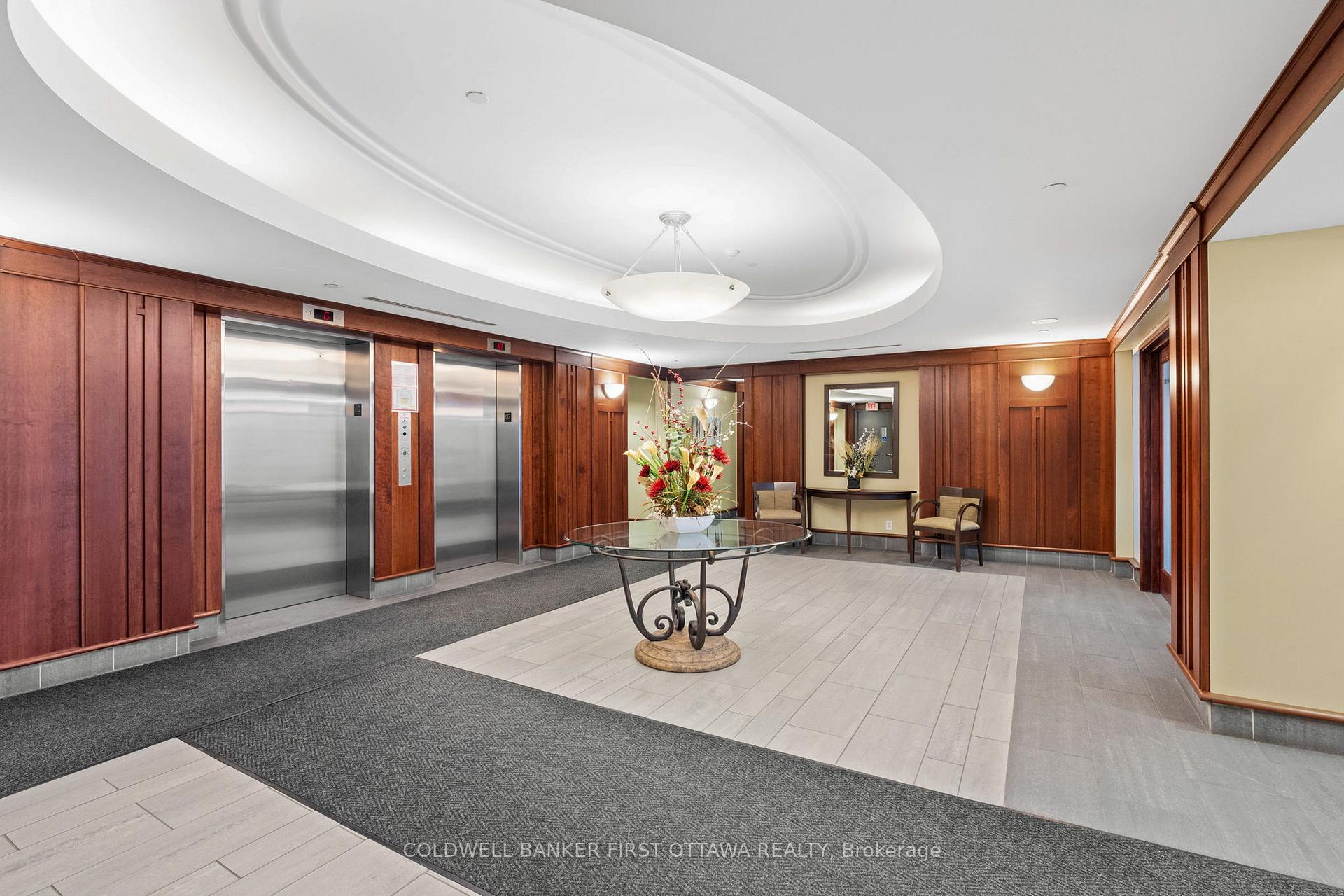Photo 7 of Unit 907, 136 Darlington Private, Ottawa, Hunt Club/Western Community — HOMEH