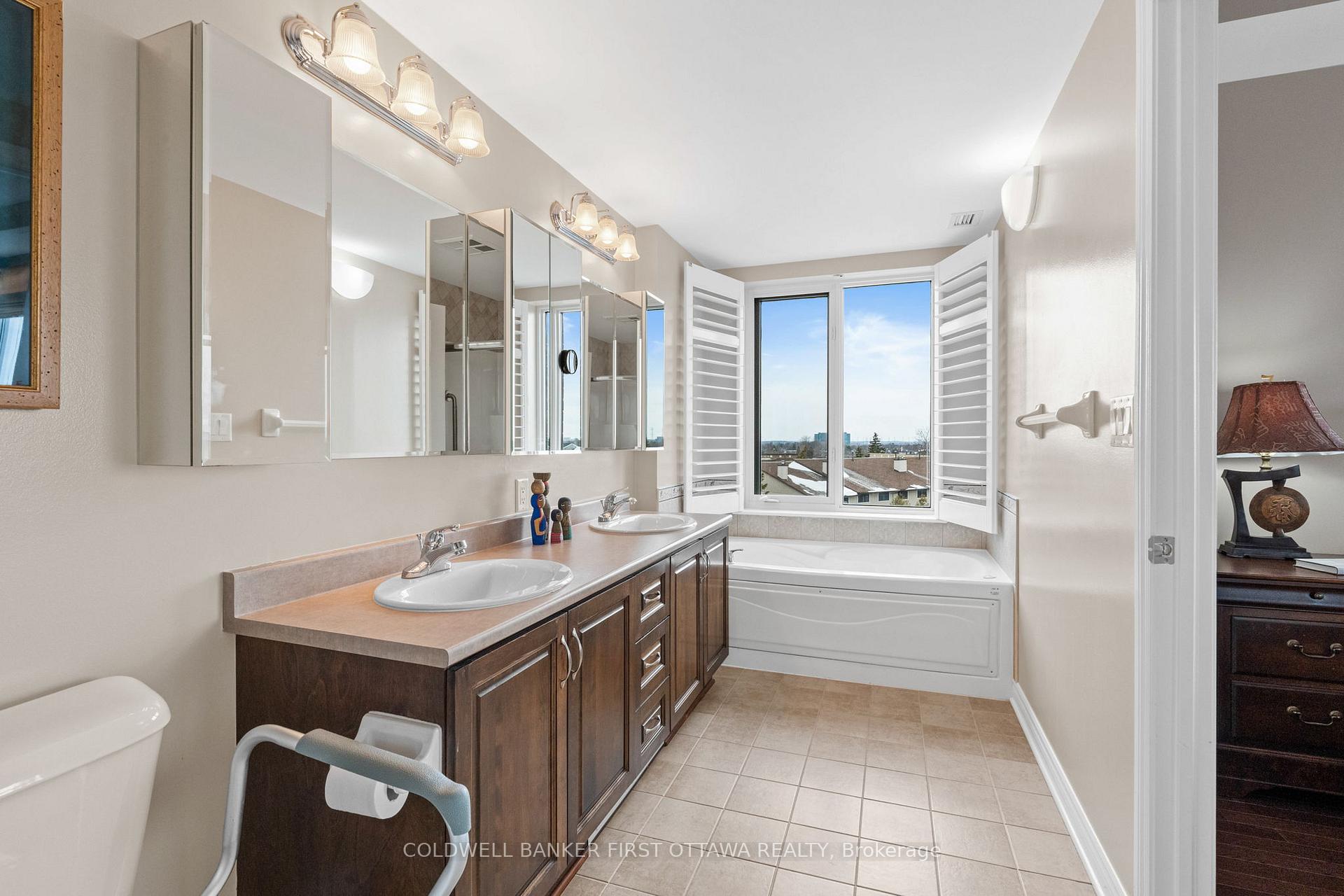 Photo 25 of Unit 907, 136 Darlington Private, Ottawa, Hunt Club/Western Community — HOMEH