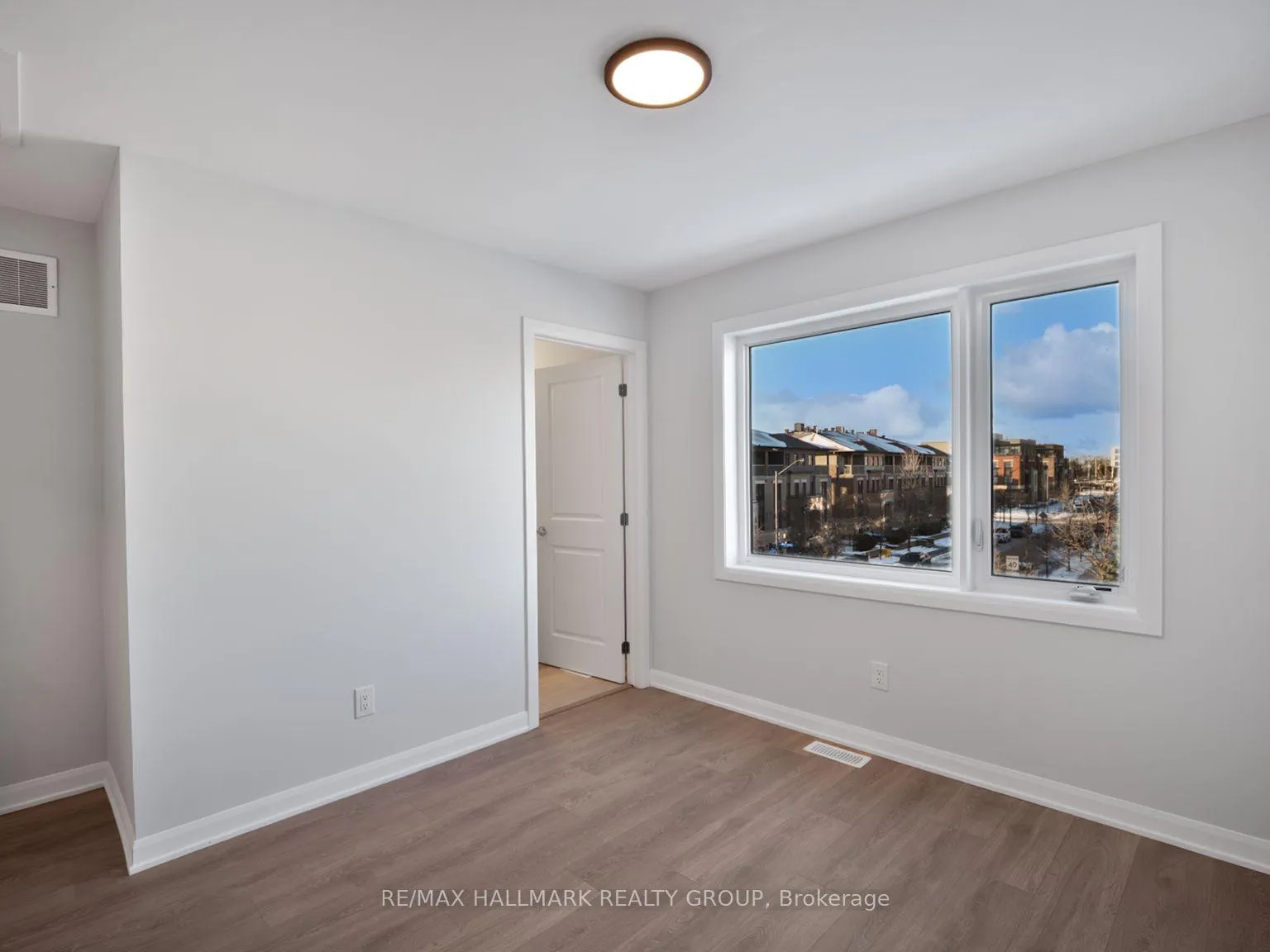 Photo 11 of Unit 7, 301 Glenroy Gilbert Drive, Ottawa, Barrhaven - Strandherd — HOMEH