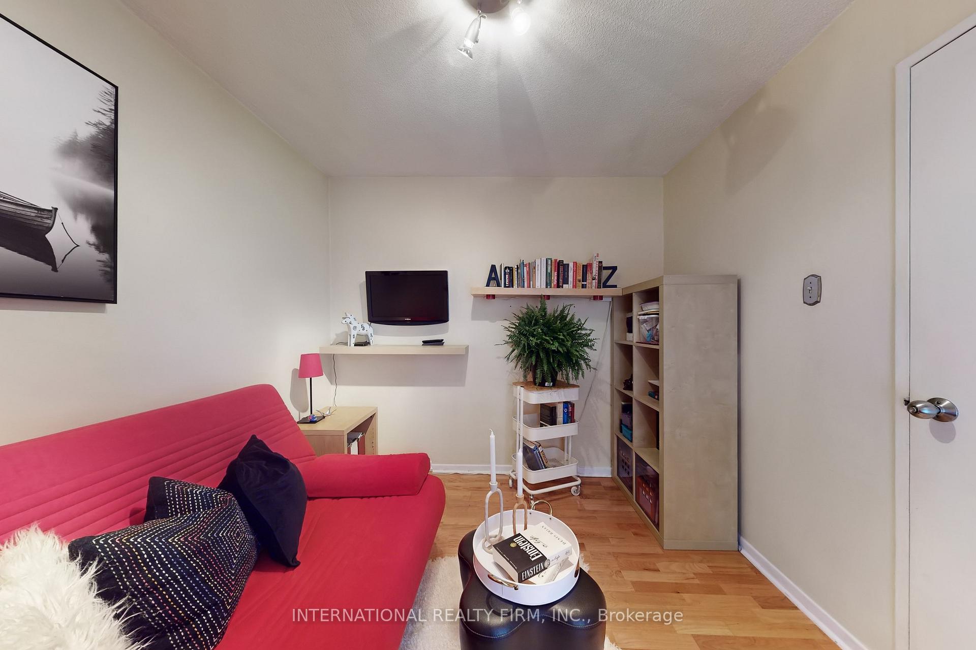 Photo 13 of Unit 311, 16A Elgin Street, Markham, Thornhill — HOMEH